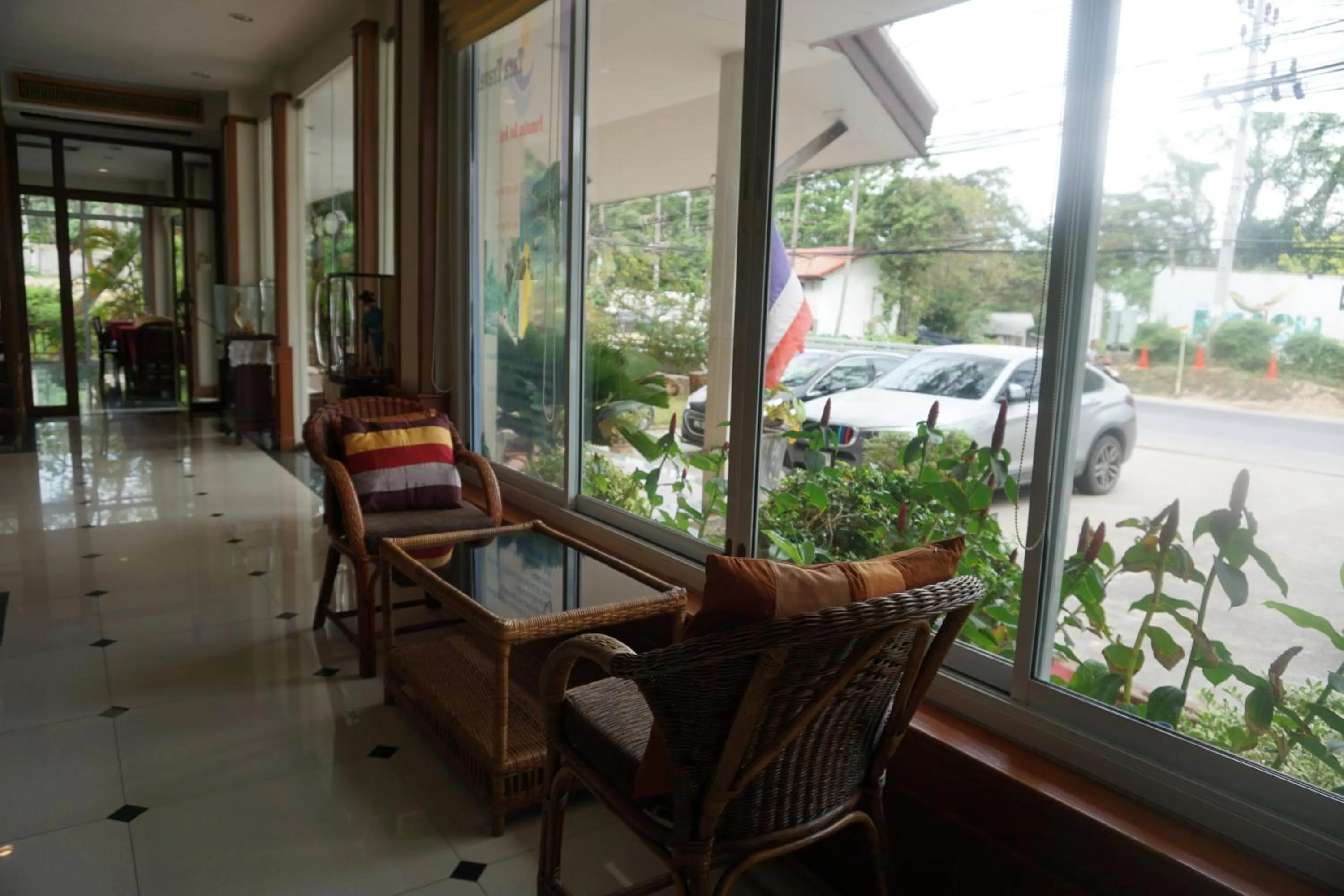 Seating area in Chaweng Tara Hotel