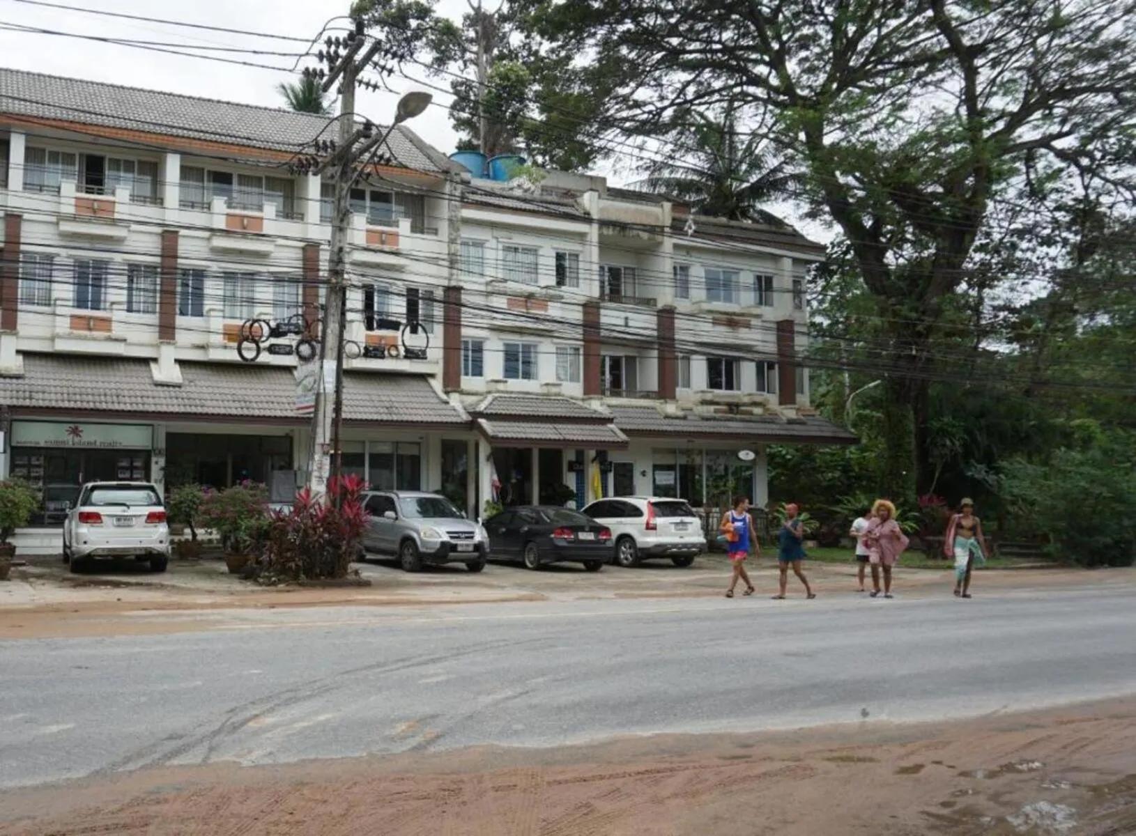 Property building in Chaweng Tara Hotel