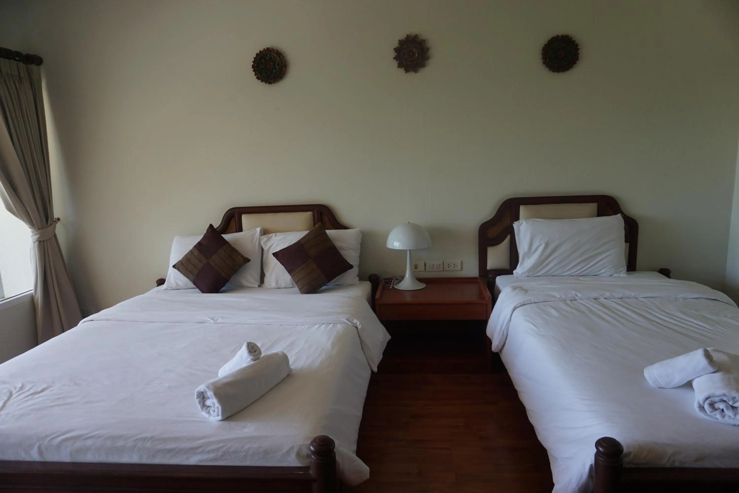 Bed in Chaweng Tara Hotel