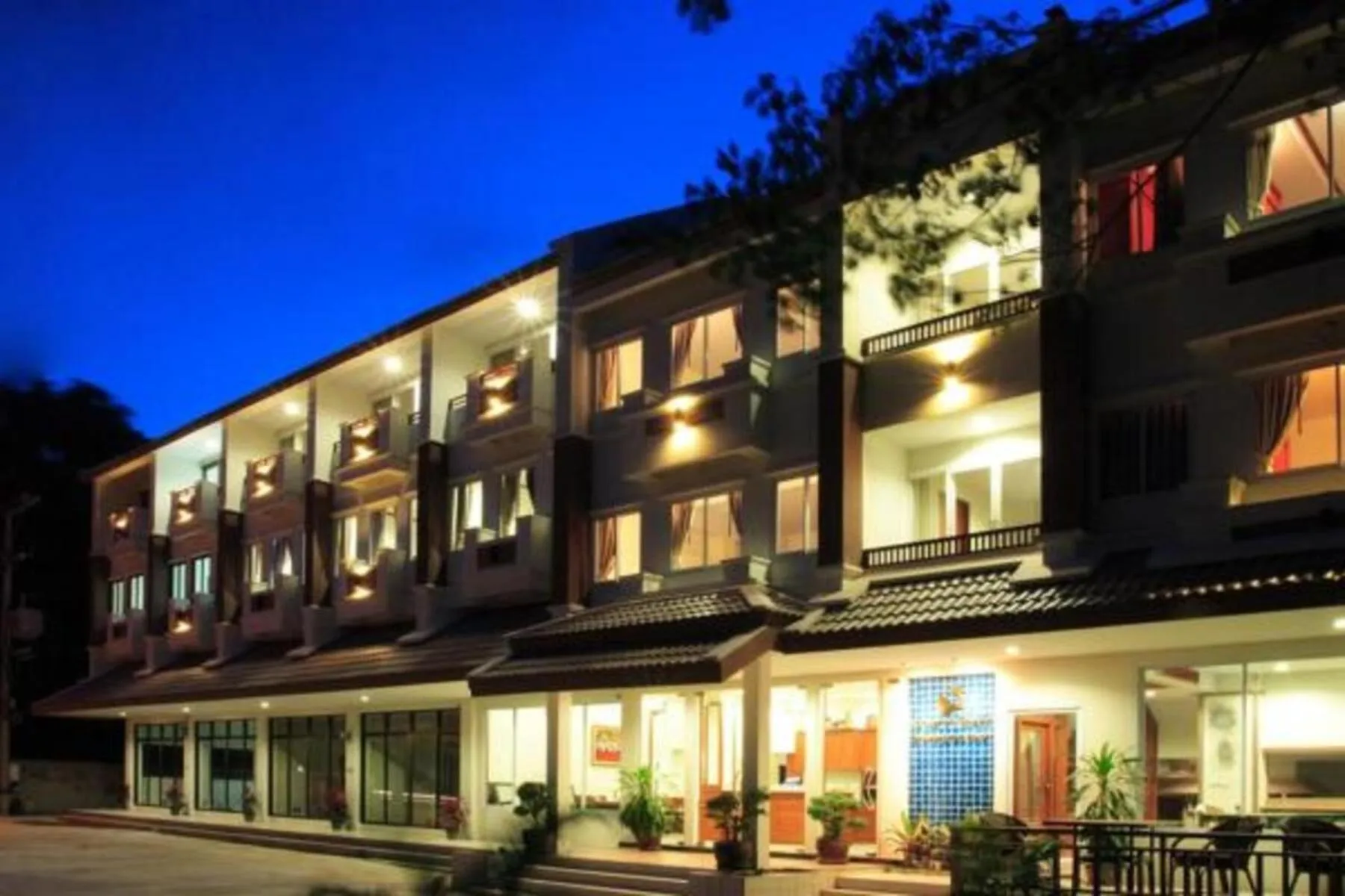 Property building in Chaweng Tara Hotel