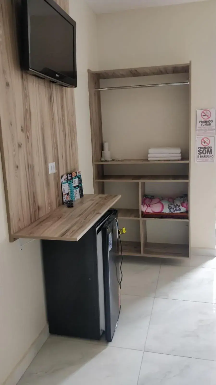 Double Room in Hospedaria Éden Double Room in Hospedaria Éden