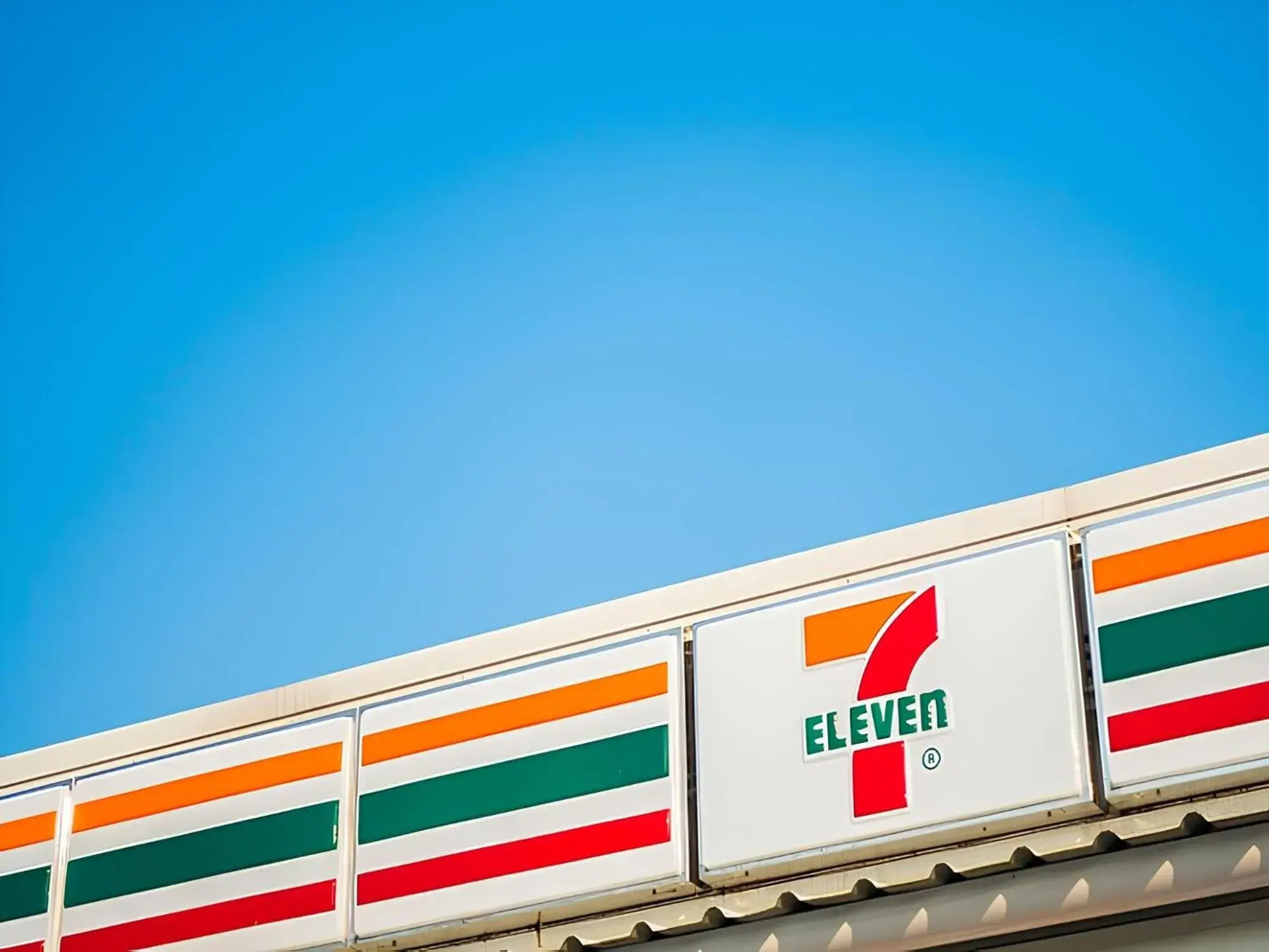 Property building in Hotel Hillarys Property building in Hotel Hillarys