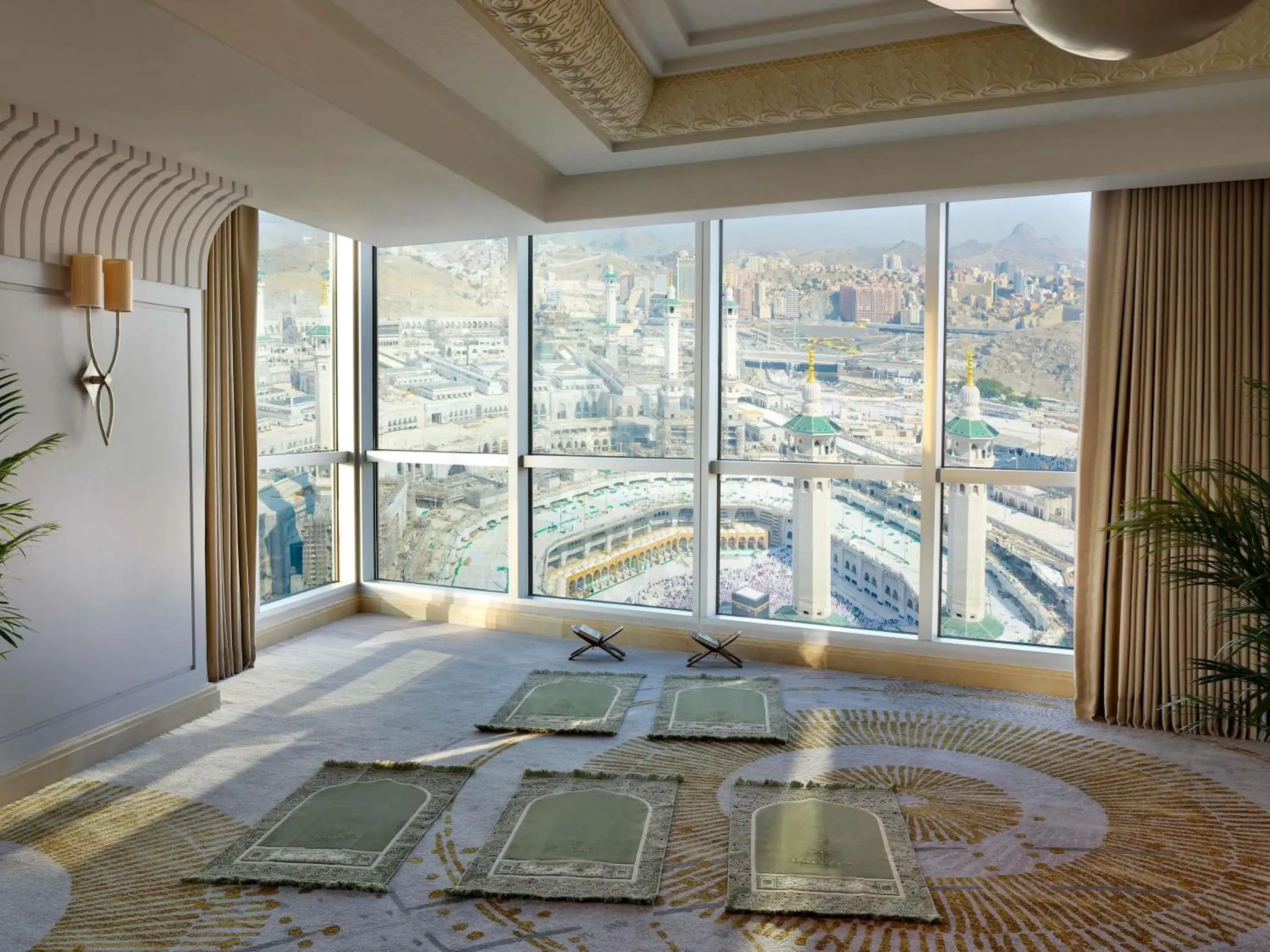 Property building, Bed in Raffles Makkah Palace Property building, Bed in Raffles Makkah Palace