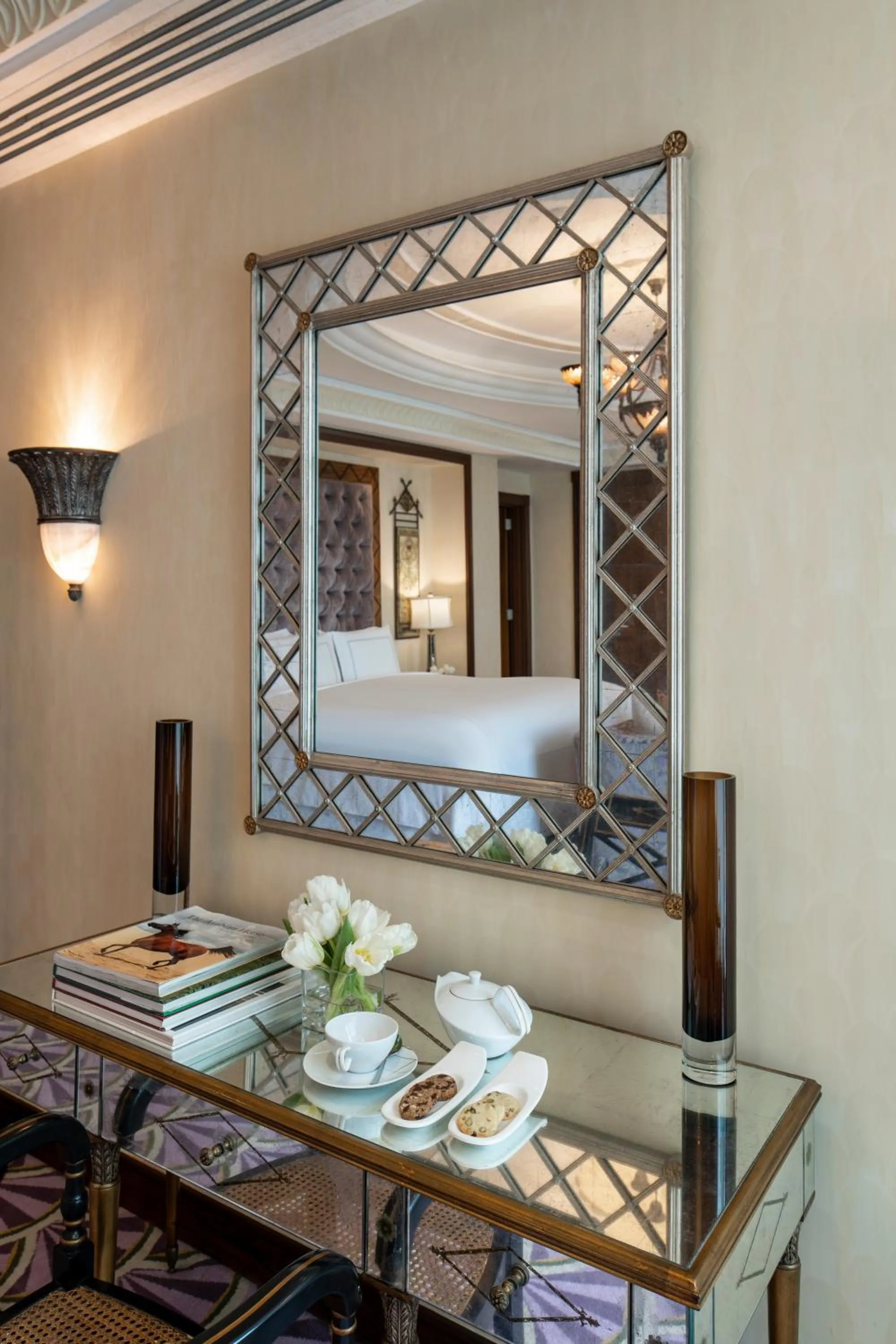 hair dresser in Raffles Makkah Palace