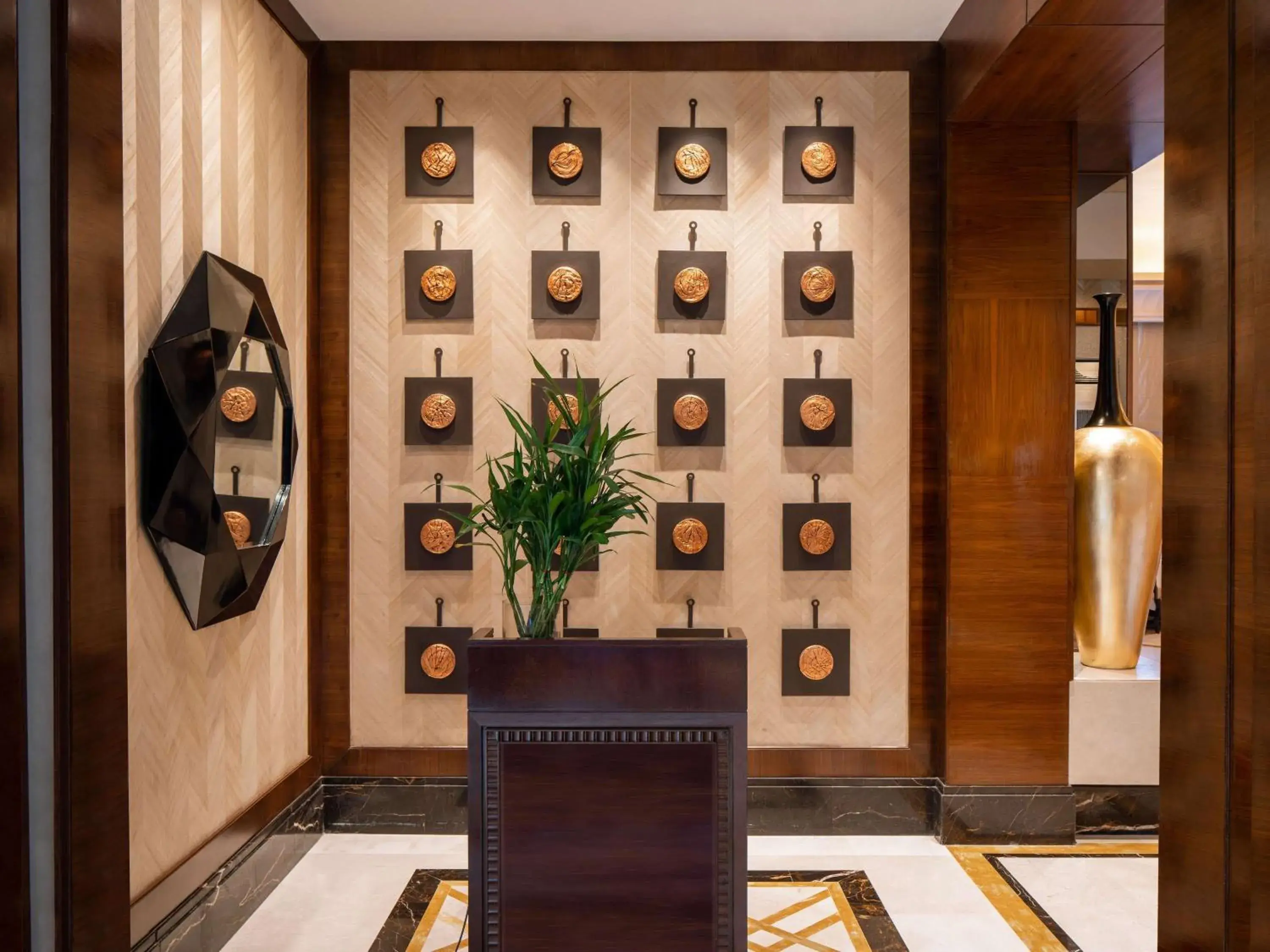 Restaurant/places to eat in Raffles Makkah Palace Restaurant/places to eat in Raffles Makkah Palace