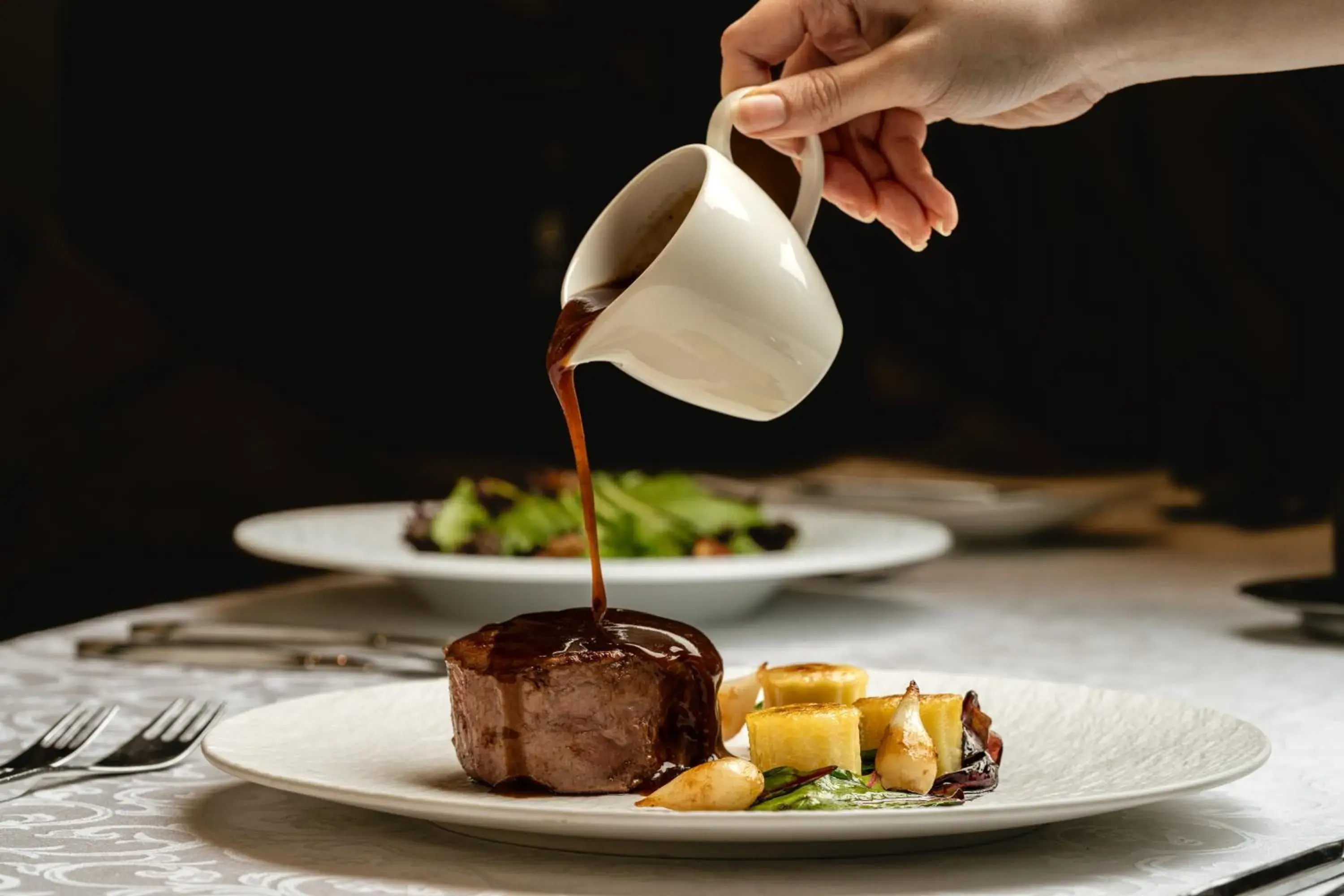 Restaurant/places to eat in Raffles Makkah Palace Restaurant/places to eat in Raffles Makkah Palace