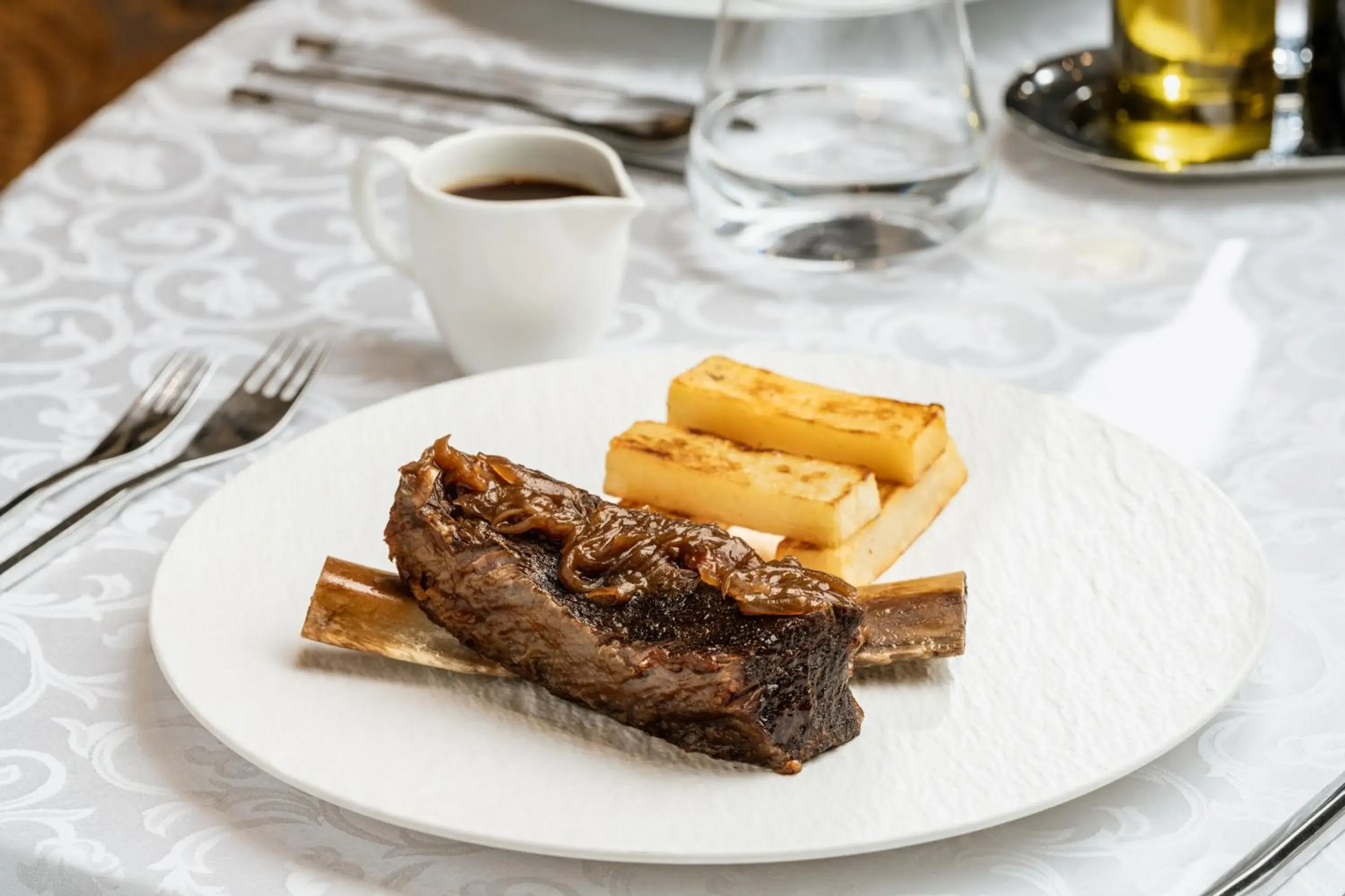 Restaurant/places to eat in Raffles Makkah Palace Restaurant/places to eat in Raffles Makkah Palace