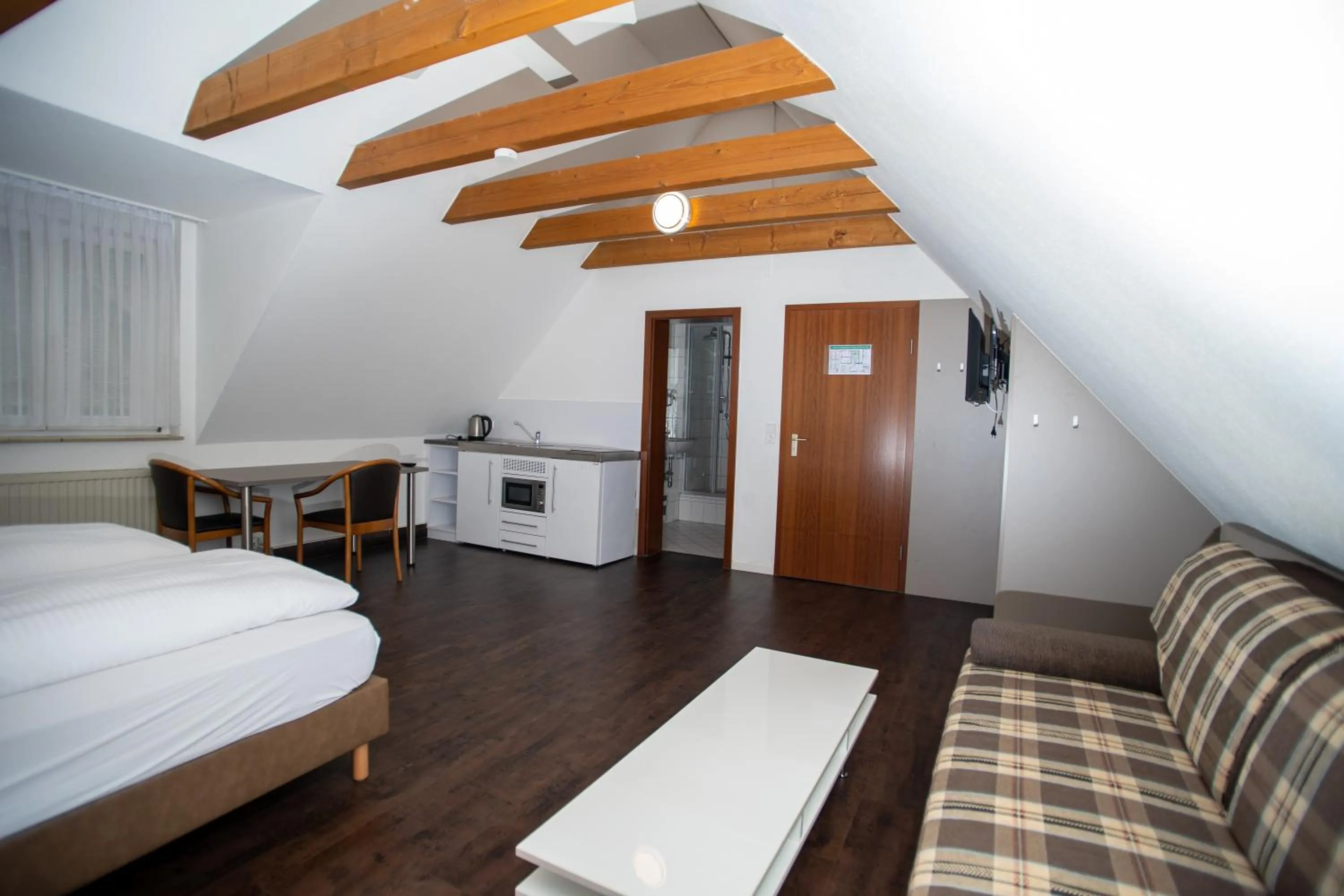 TV and multimedia, Bed in Hotel am Schillerplatz