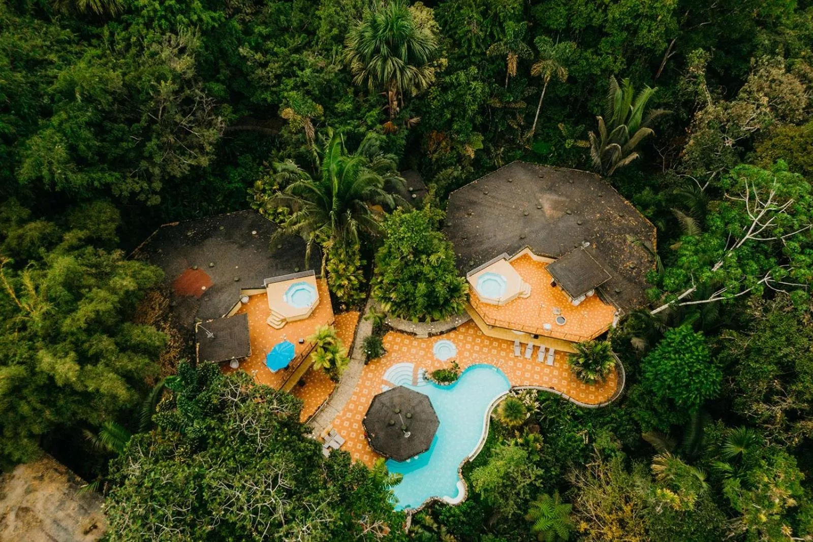 Property building in Arahuana Jungle Resort & Spa