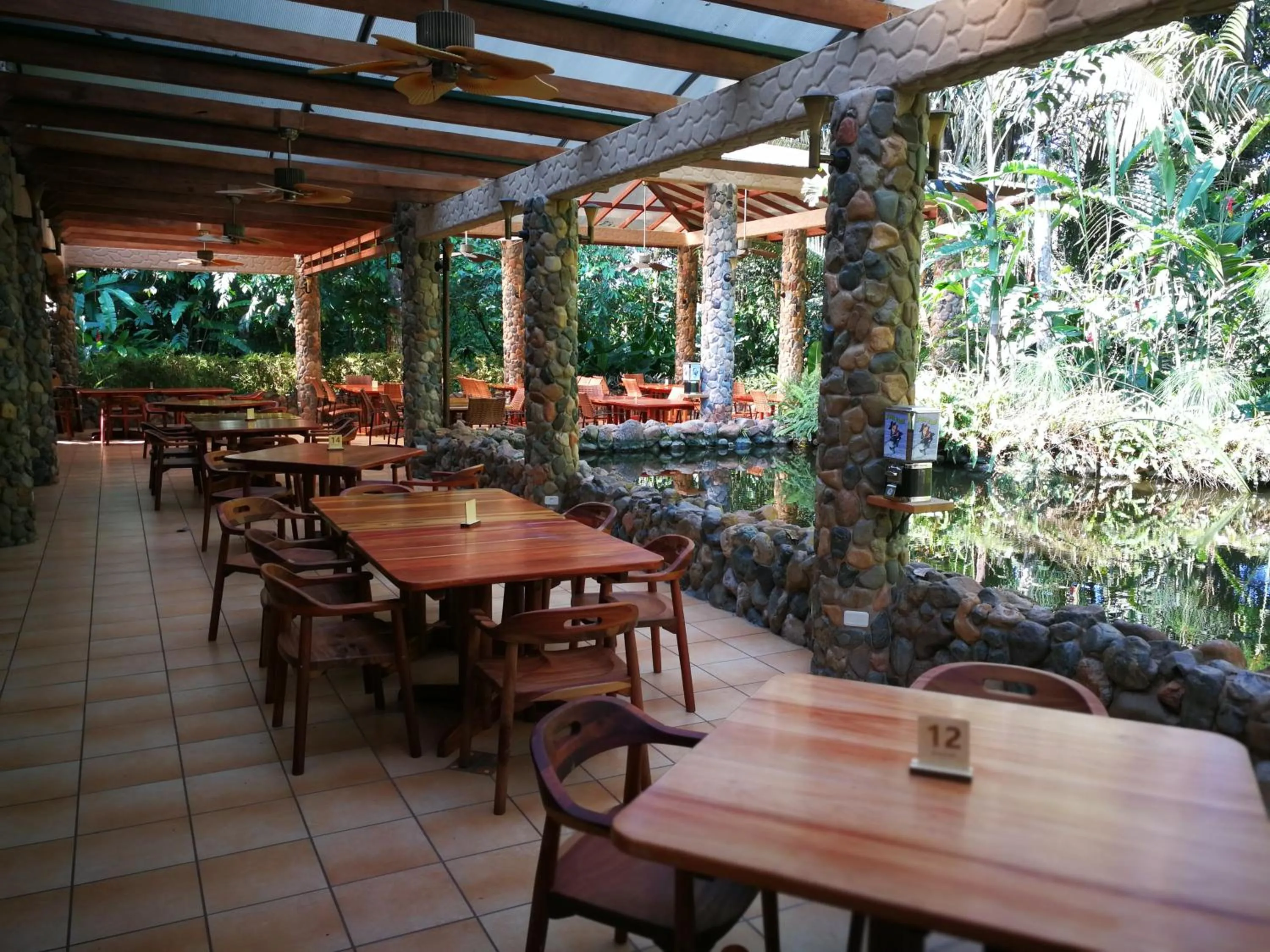 Arahuana Jungle Resort & Spa