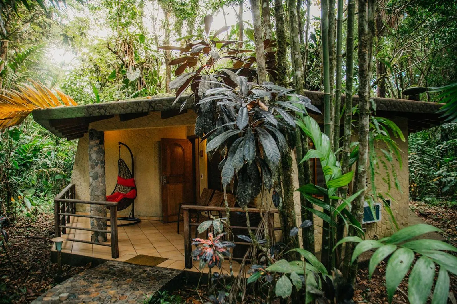 Arahuana Jungle Resort & Spa