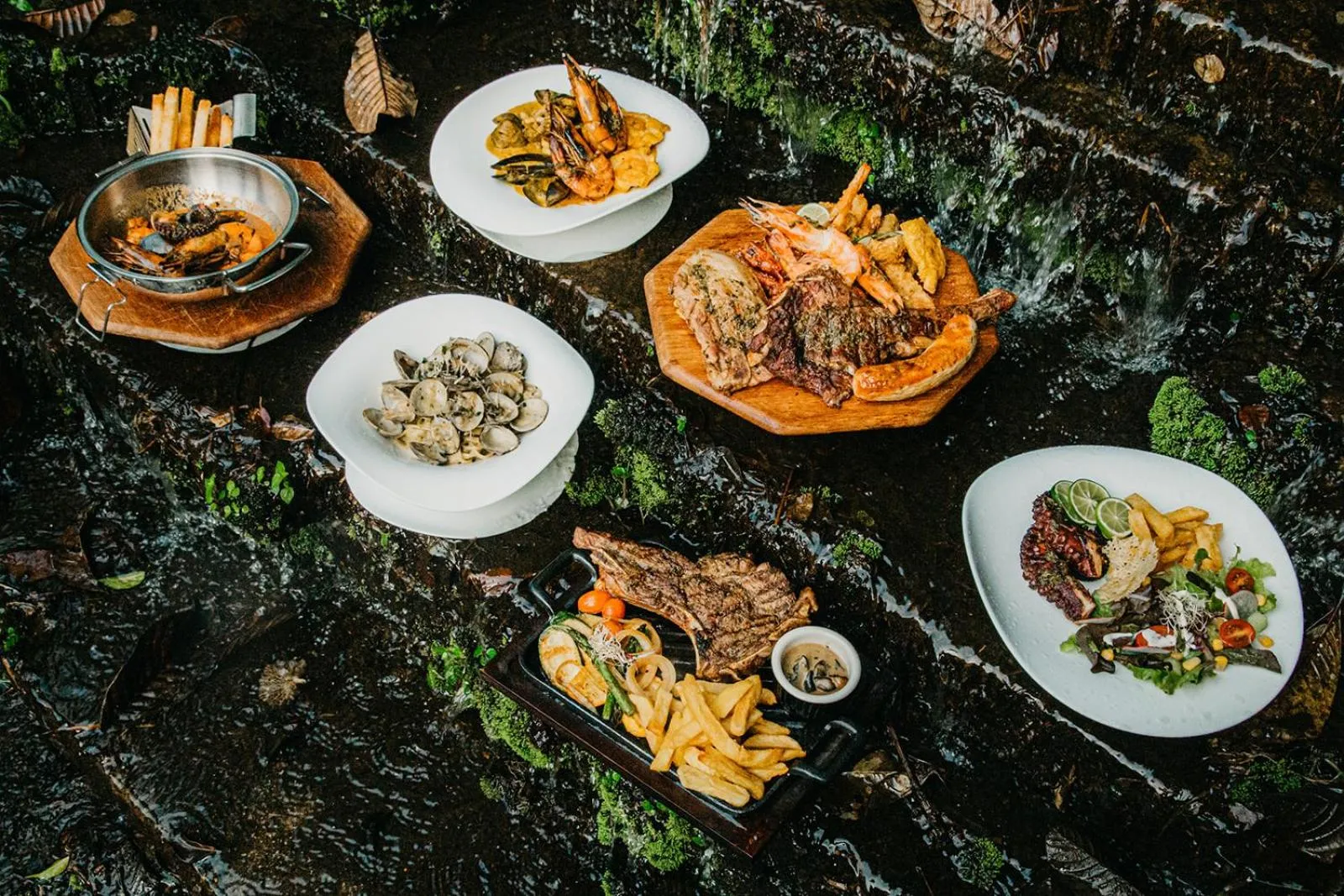Restaurant/places to eat in Arahuana Jungle Resort & Spa