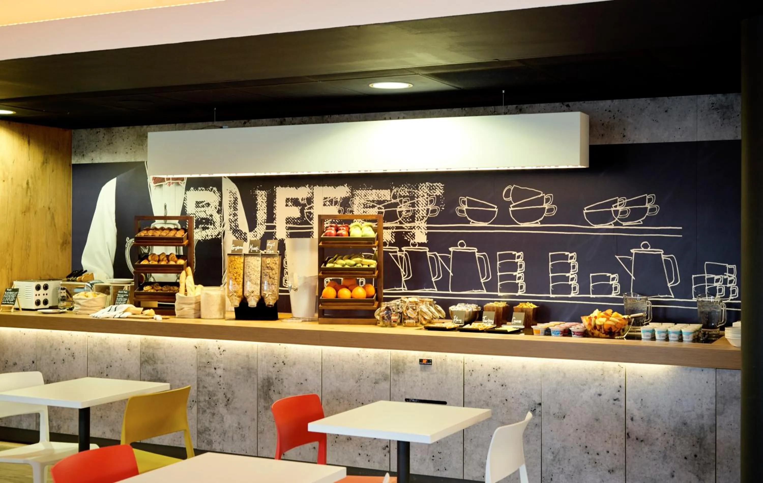 Breakfast in ibis budget Leeds Centre Crown Point Road