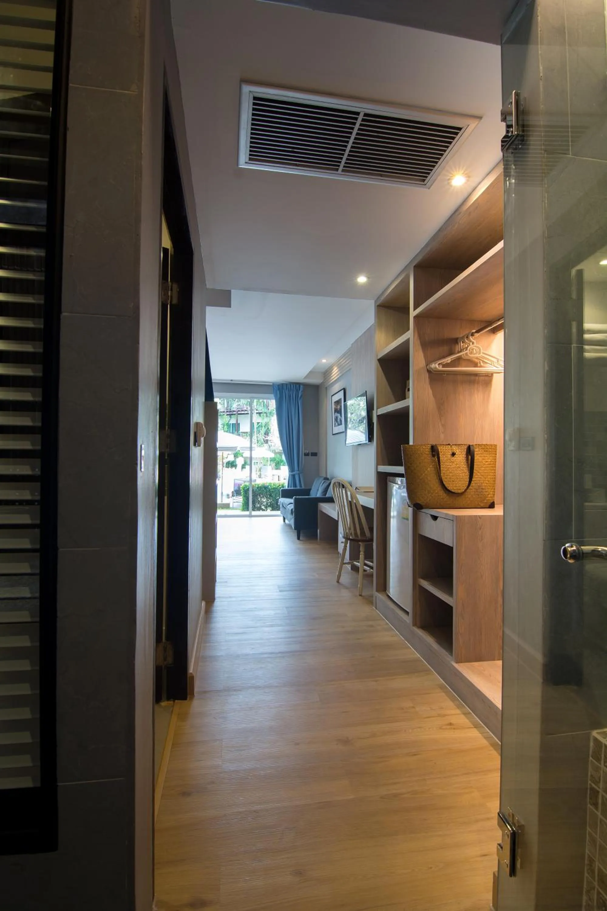 Pool view in Baan Karon Resort