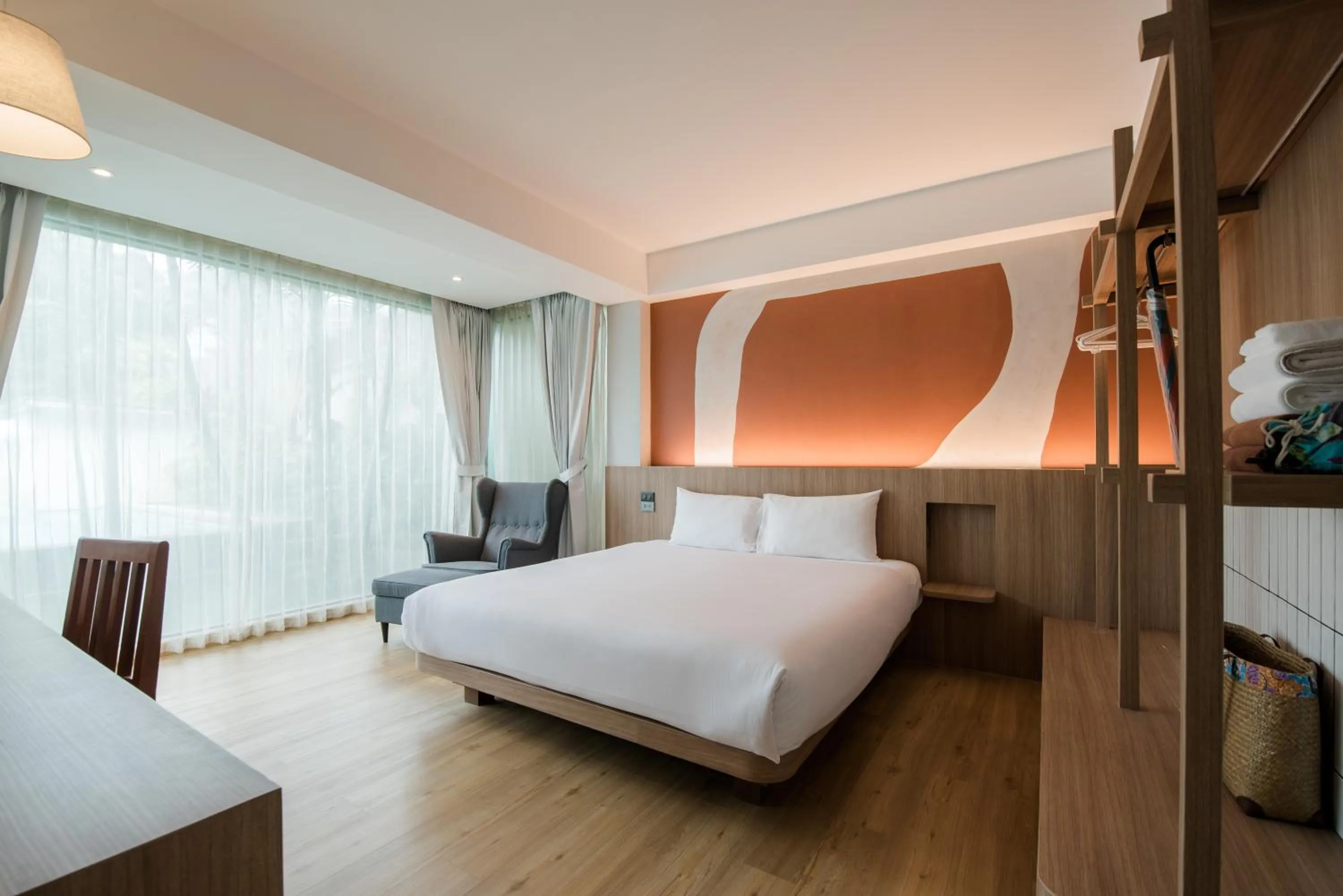 Bedroom, Bed in Baan Karon Resort