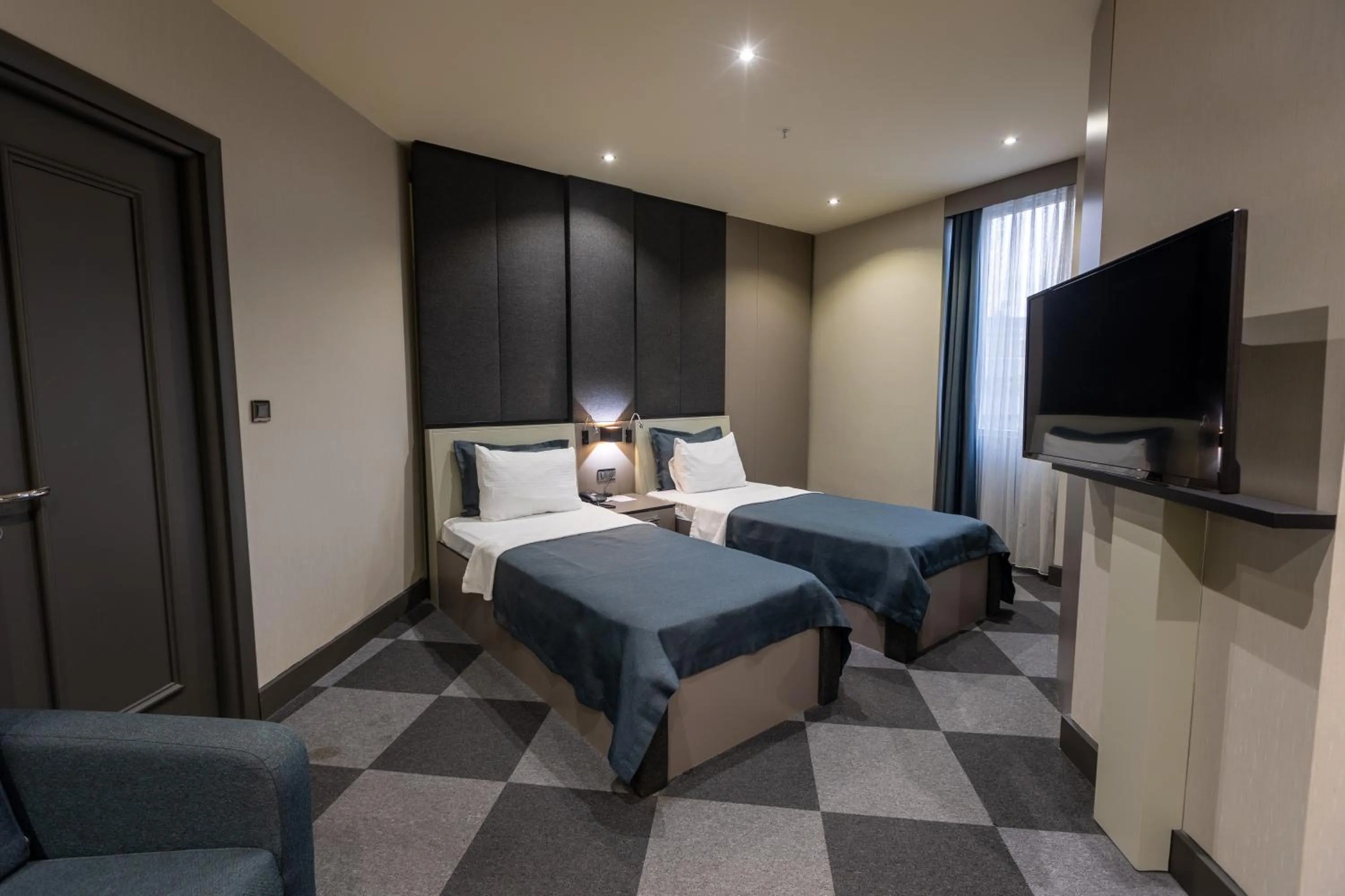 Photo of the whole room in Tryp By Wyndham Istanbul Sancaktepe