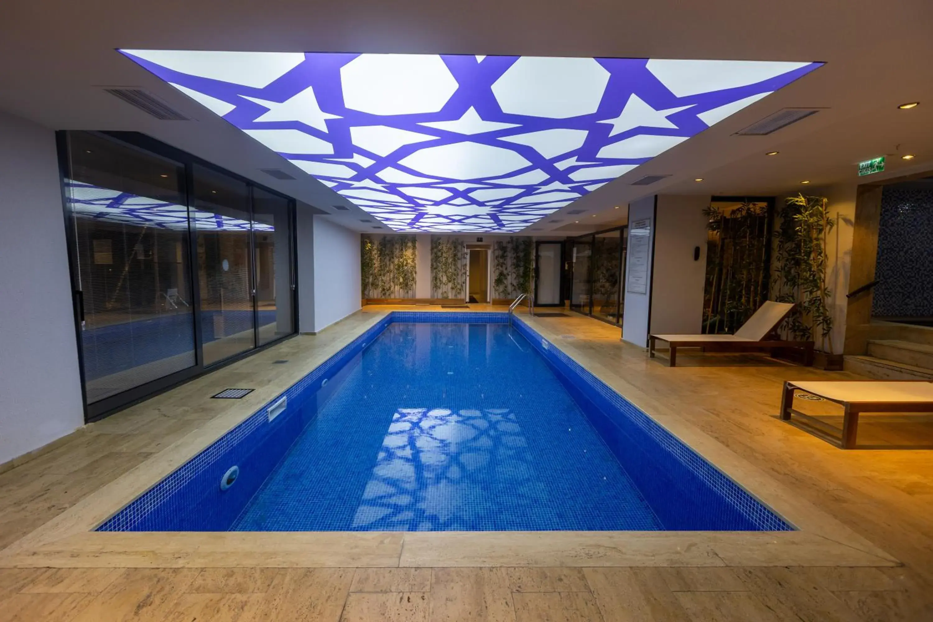 Pool view in Tryp By Wyndham Istanbul Sancaktepe Pool view in Tryp By Wyndham Istanbul Sancaktepe