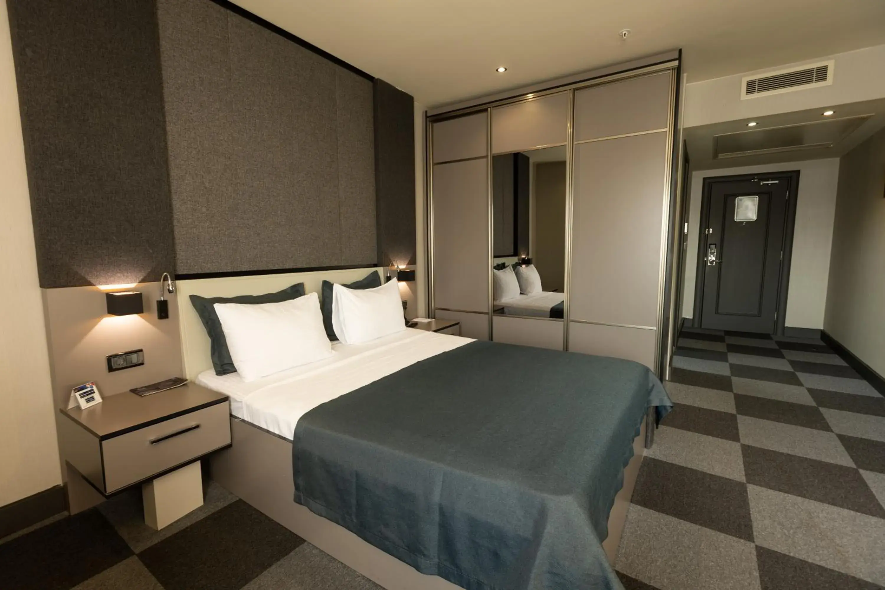 Bed in Tryp By Wyndham Istanbul Sancaktepe Bed in Tryp By Wyndham Istanbul Sancaktepe
