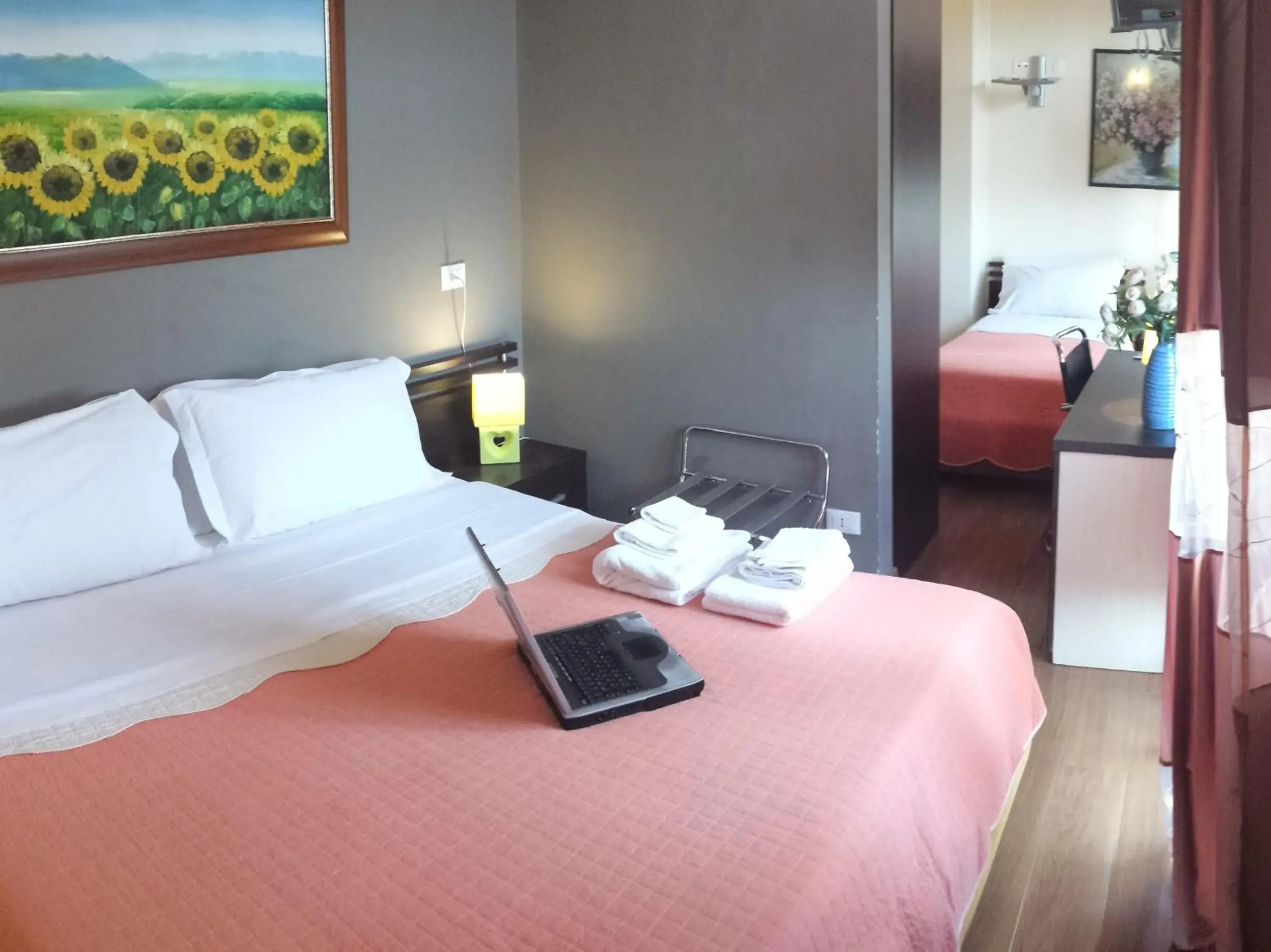 Triple Room in Sky Sleeping Triple Room in Sky Sleeping