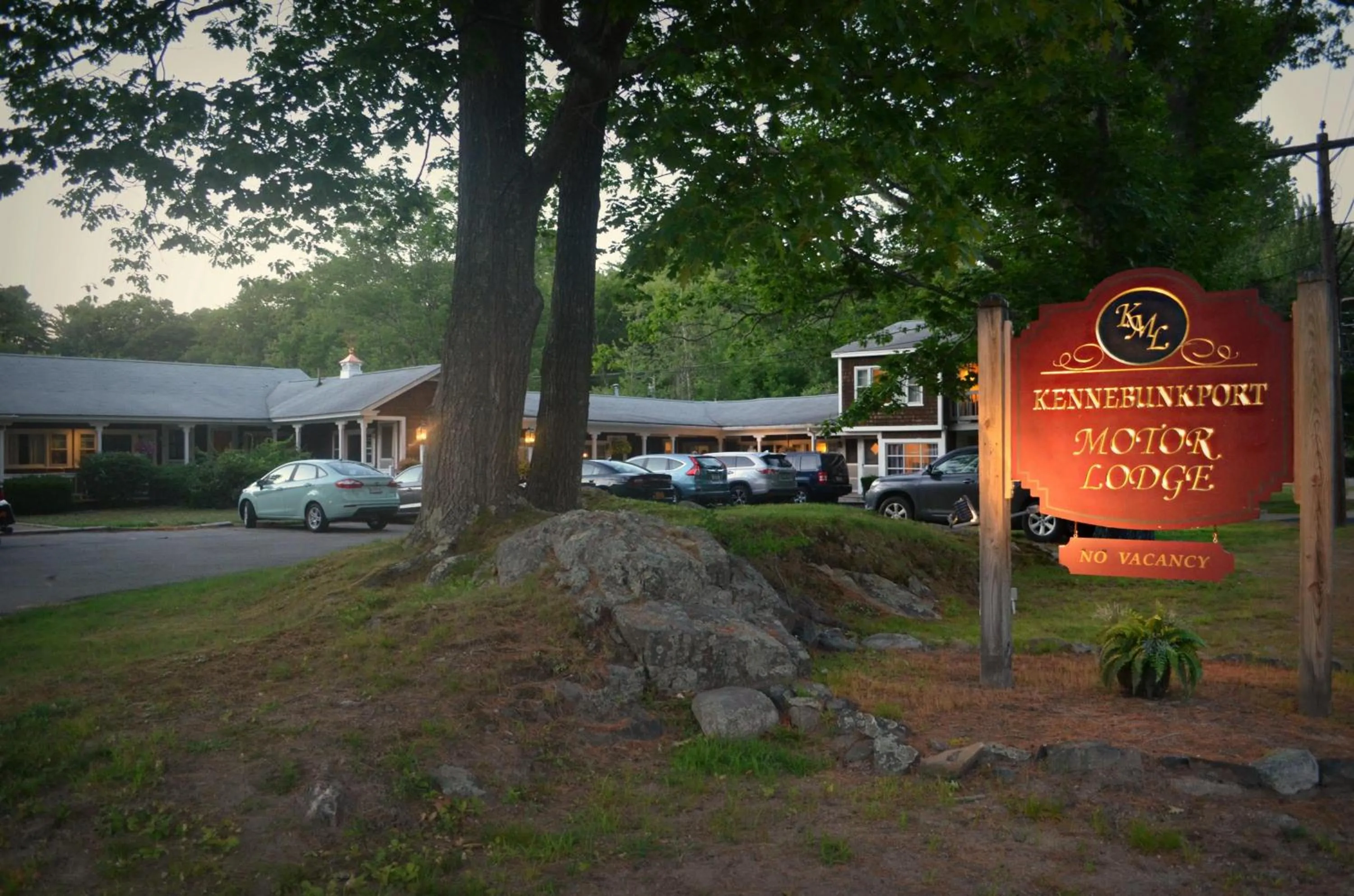 Property building in Kennebunkport Motor Lodge