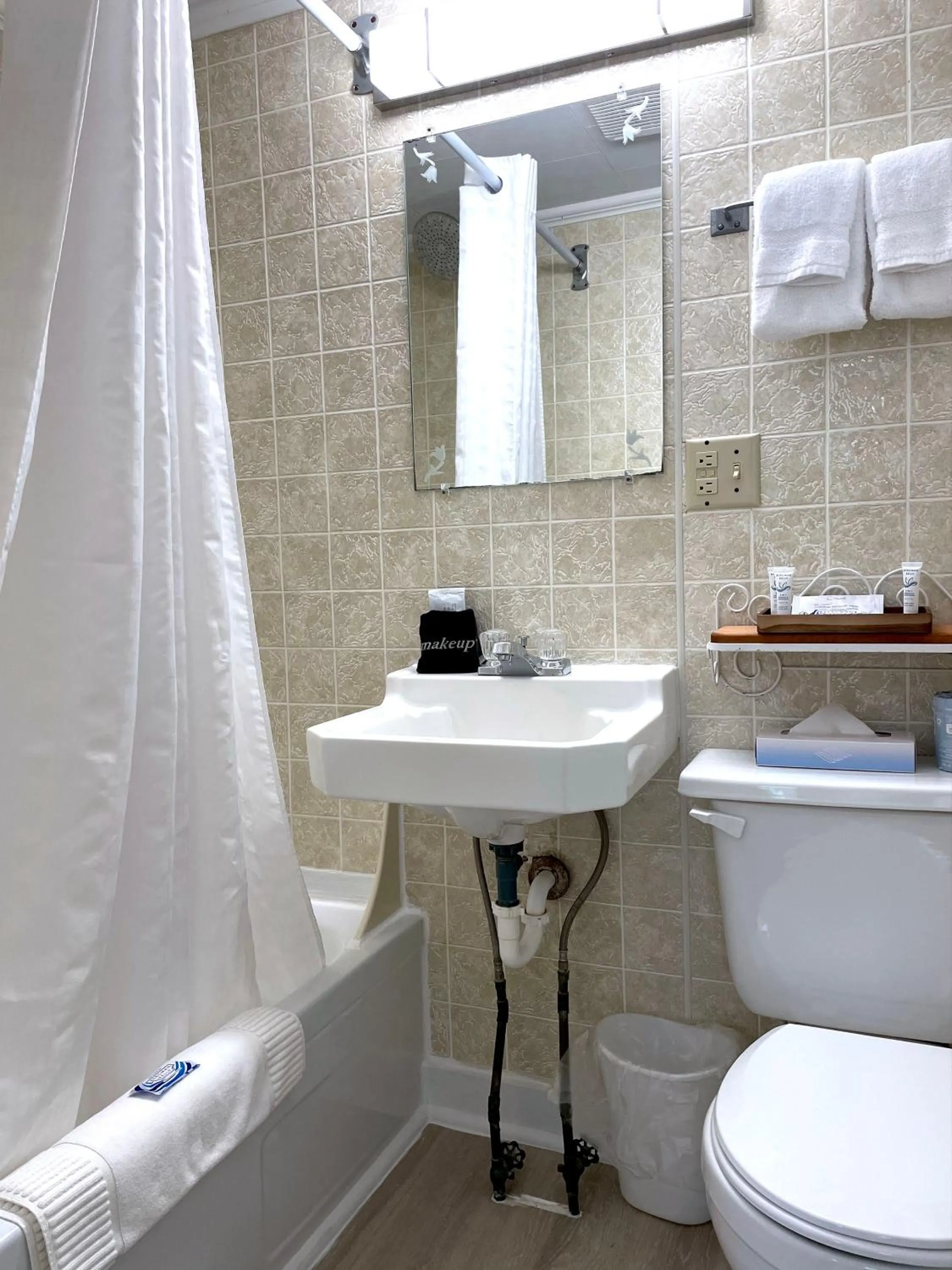 Kennebunkport Motor Lodge