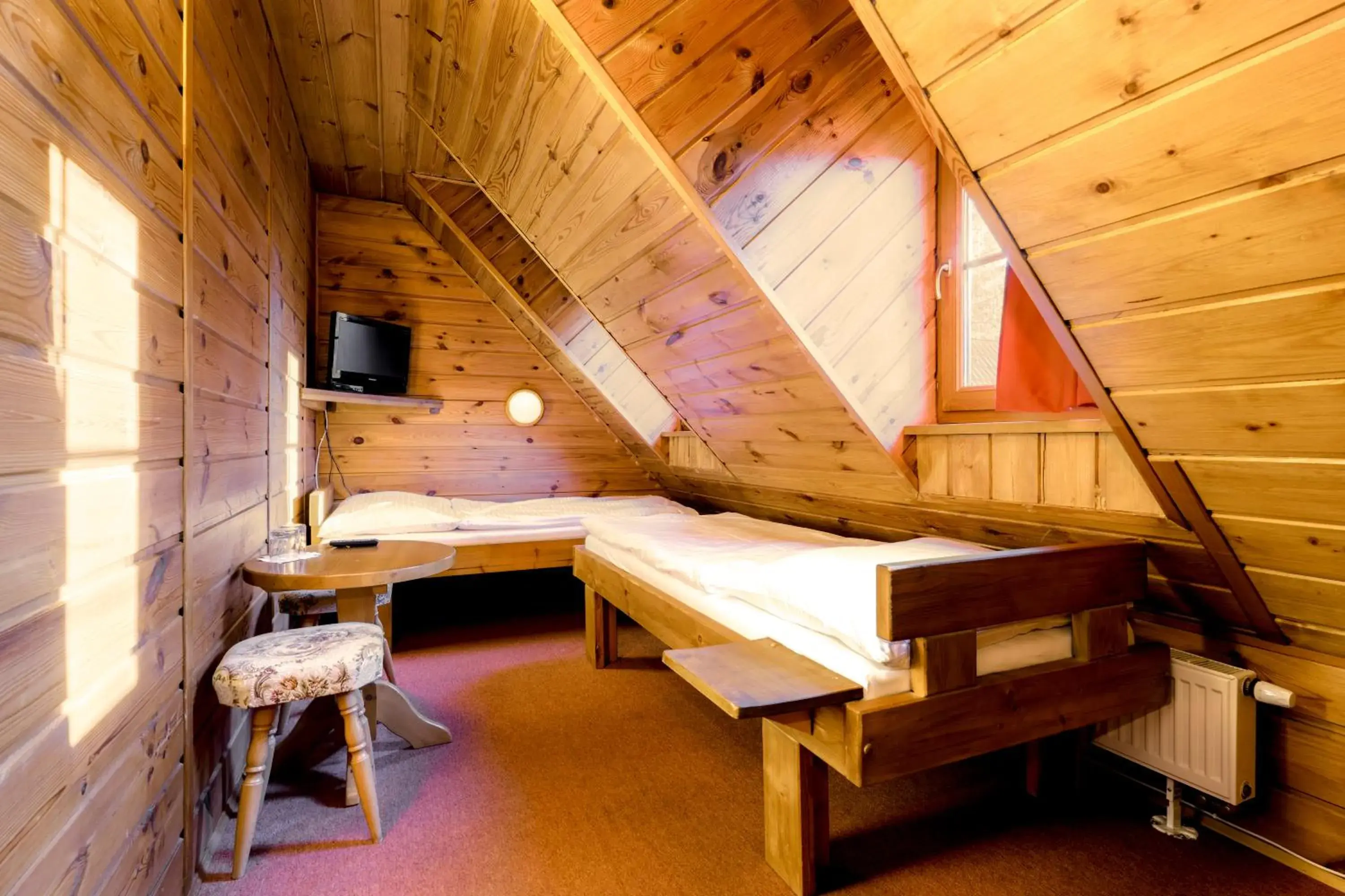 Economy Small Twin Room - Attic in Hotel Leyla Economy Small Twin Room - Attic in Hotel Leyla
