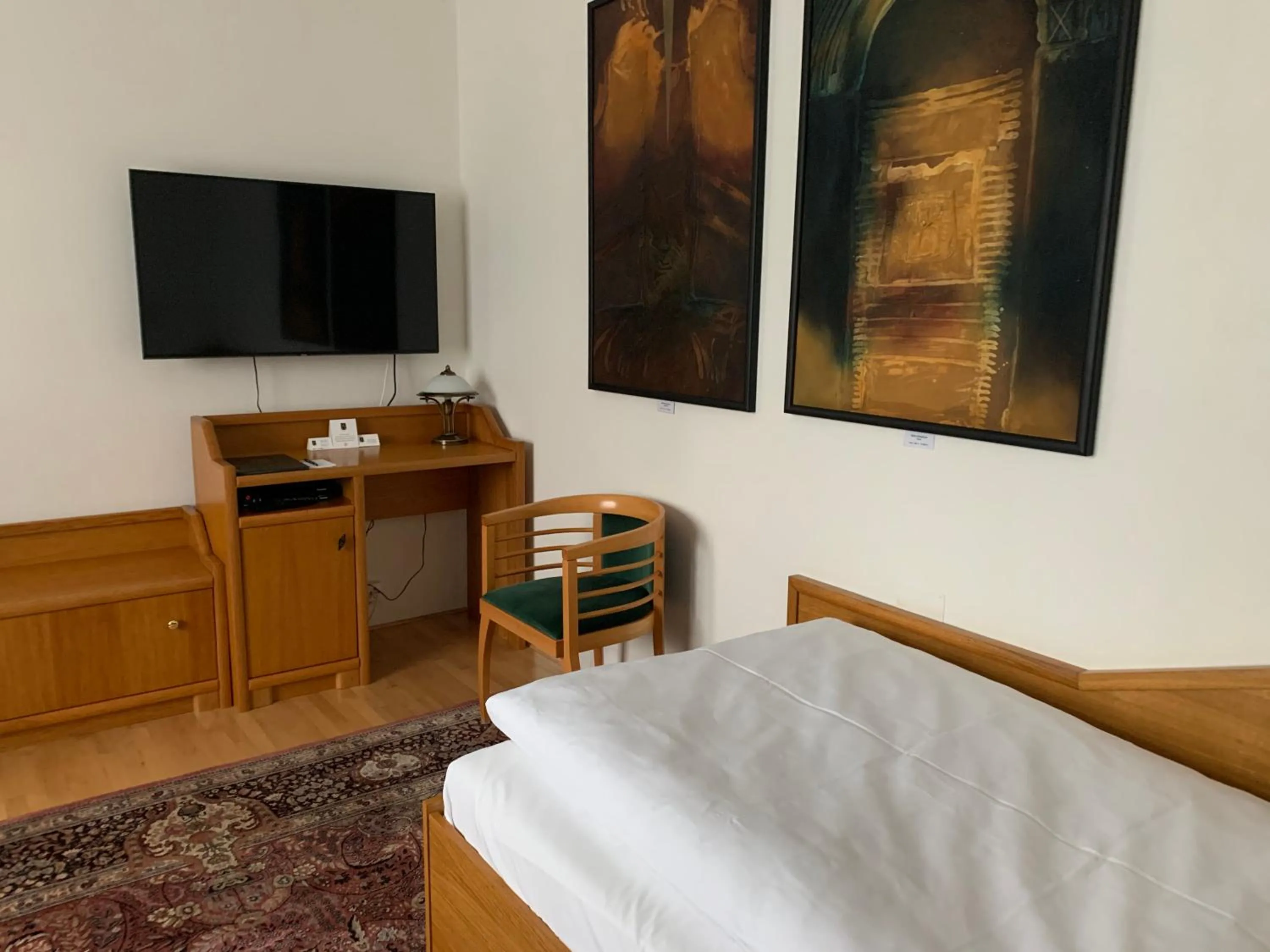 Bedroom, Bed in Antik Hotel Sofia