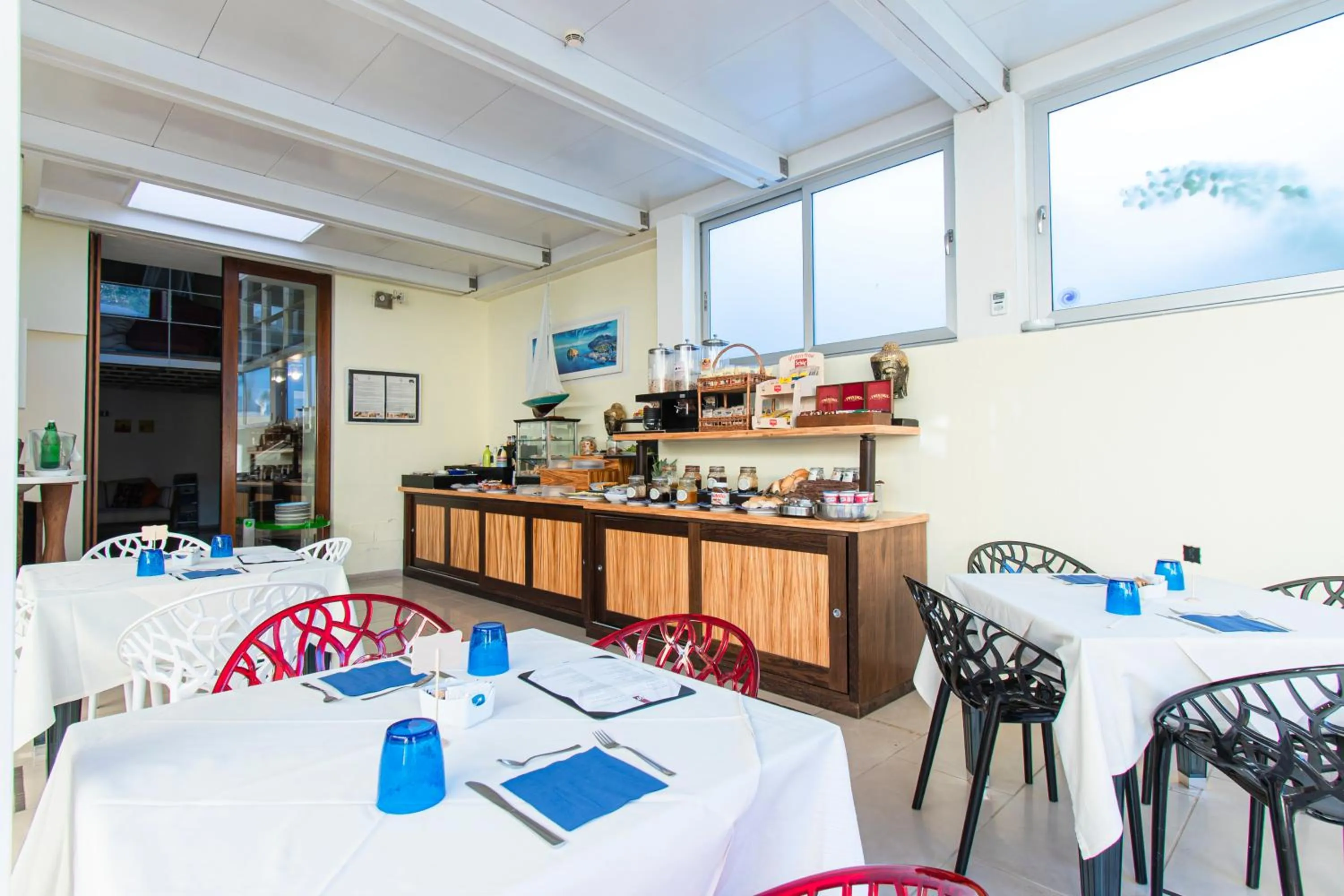 Breakfast in Marina 10 Design Hotel & SPA