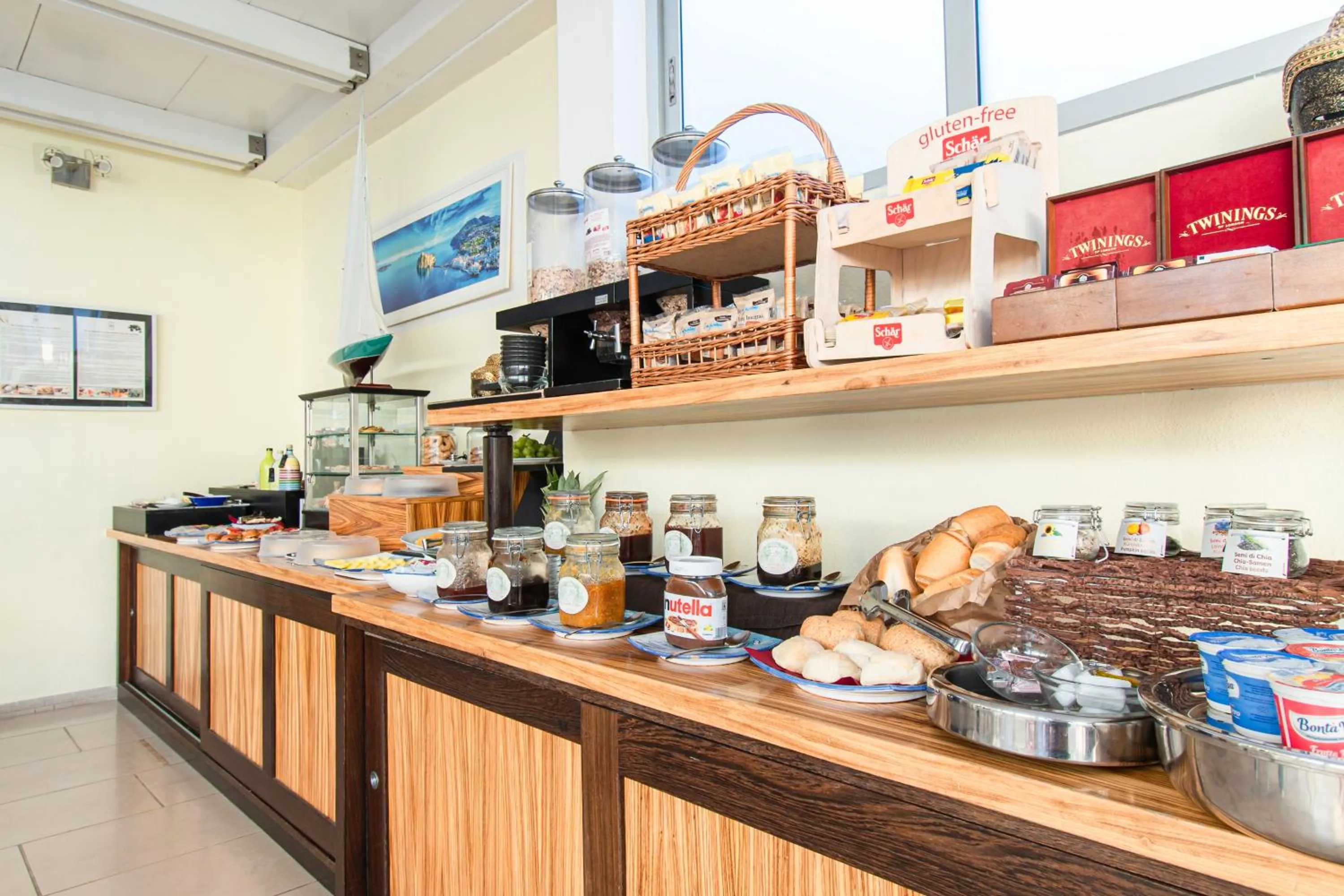 Breakfast in Marina 10 Design Hotel & SPA