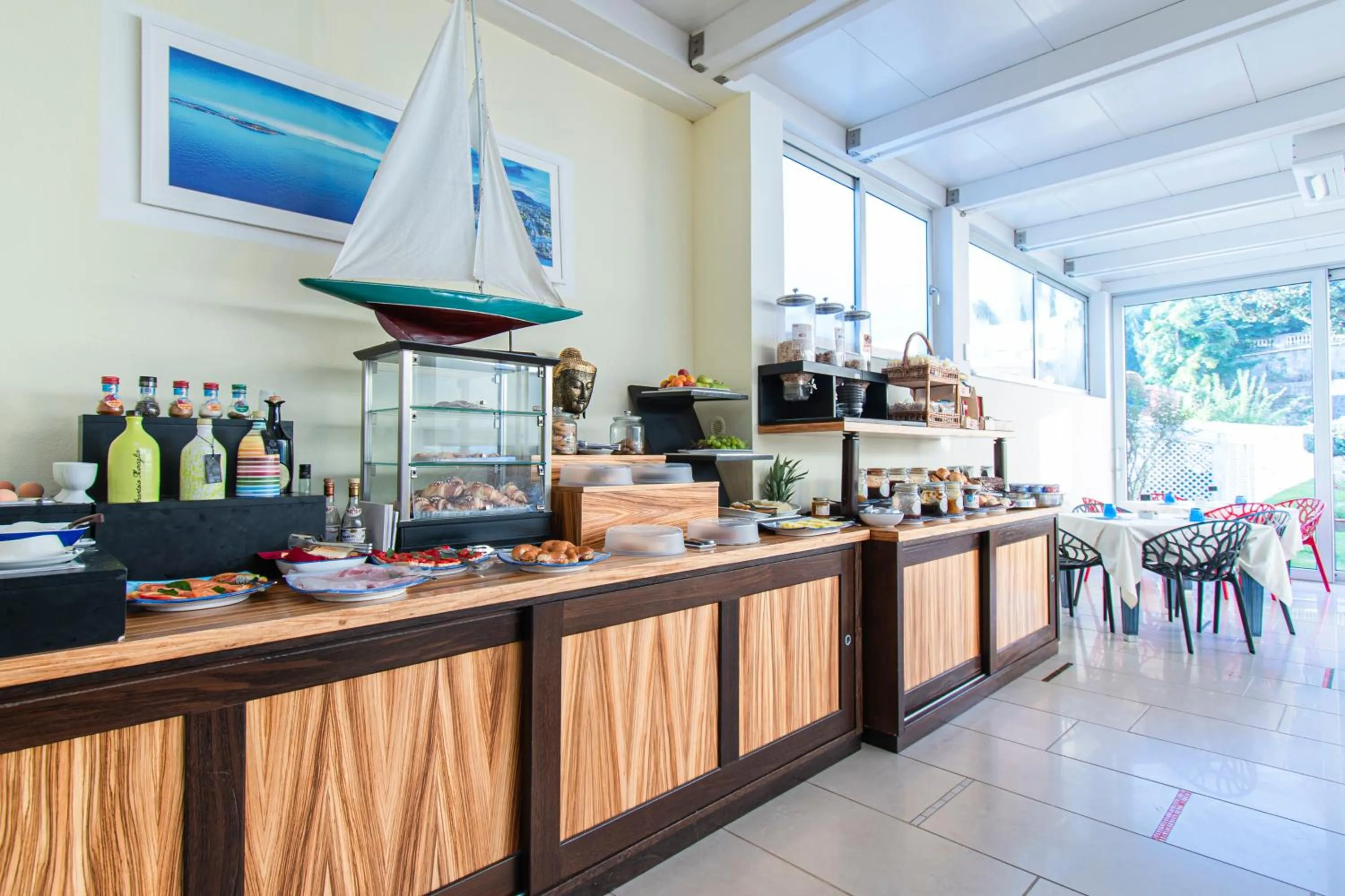 Breakfast in Marina 10 Design Hotel & SPA