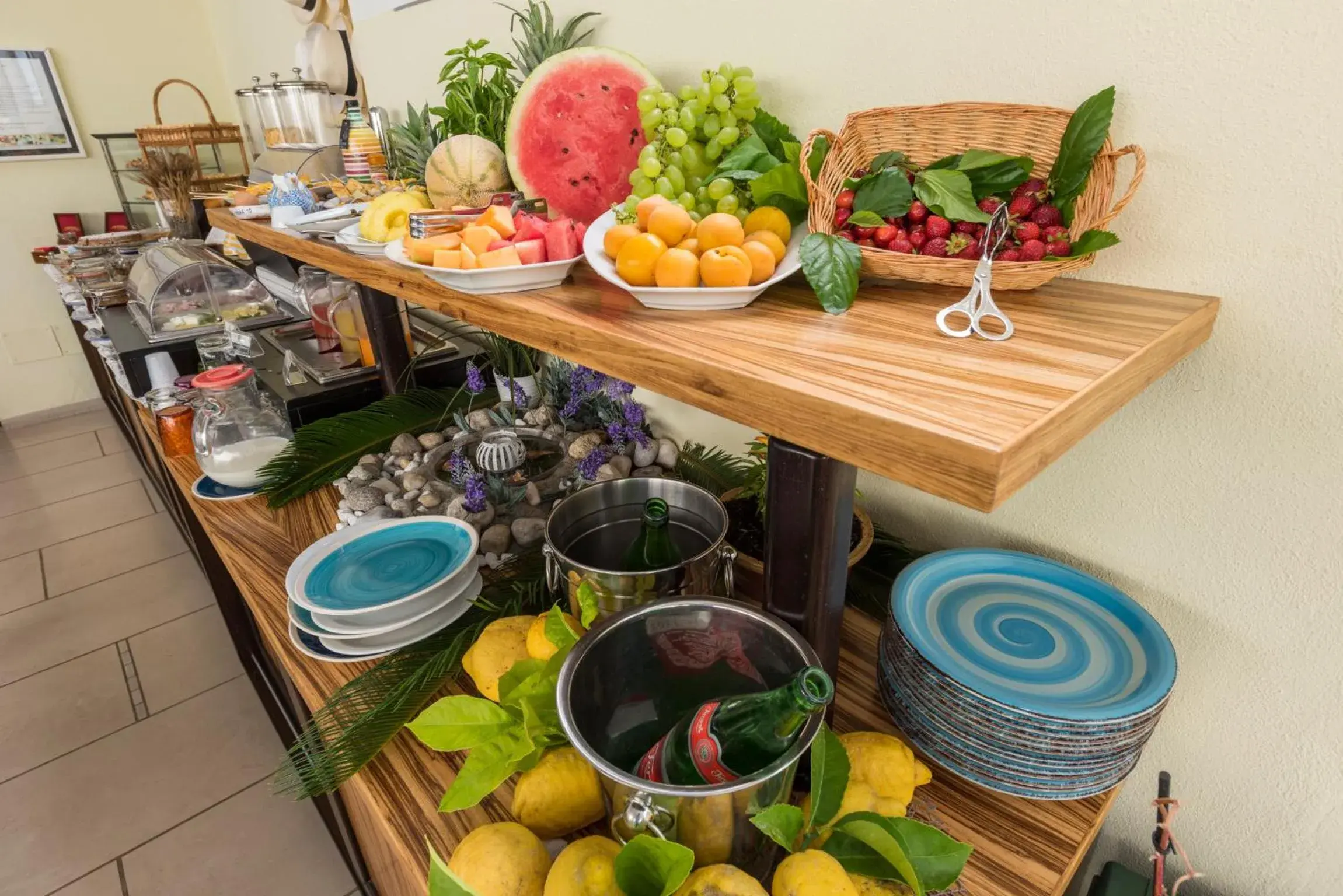 Restaurant/places to eat in Marina 10 Design Hotel & SPA Restaurant/places to eat in Marina 10 Design Hotel & SPA