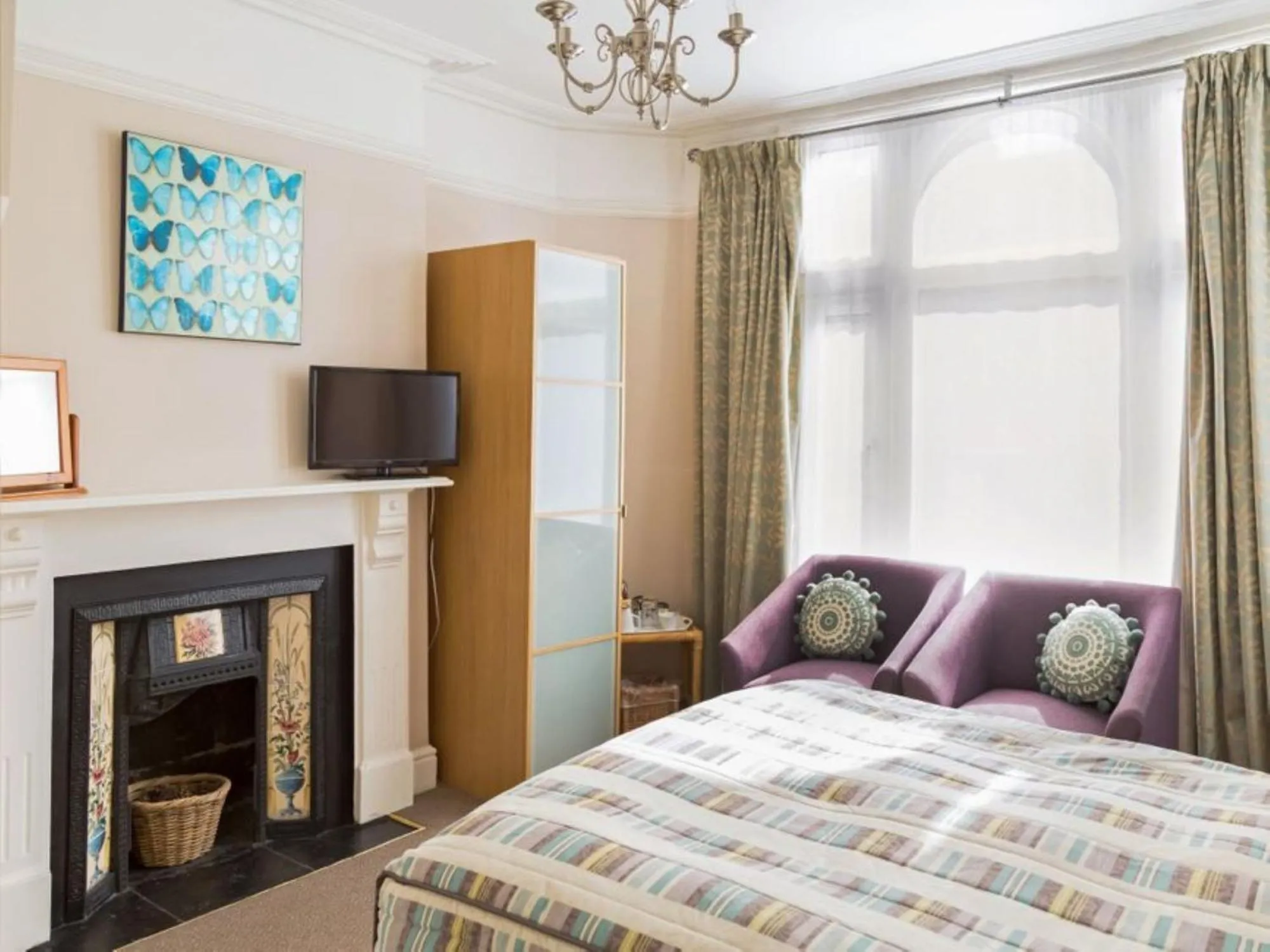 Bedroom, TV/Entertainment Center in Bay Tree House