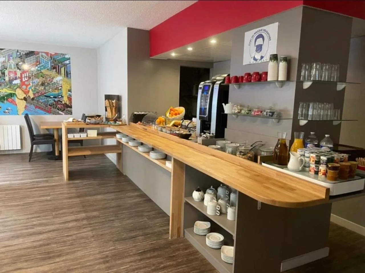 Buffet breakfast in Hôtel AKENA Nantes Orvault - Ouest