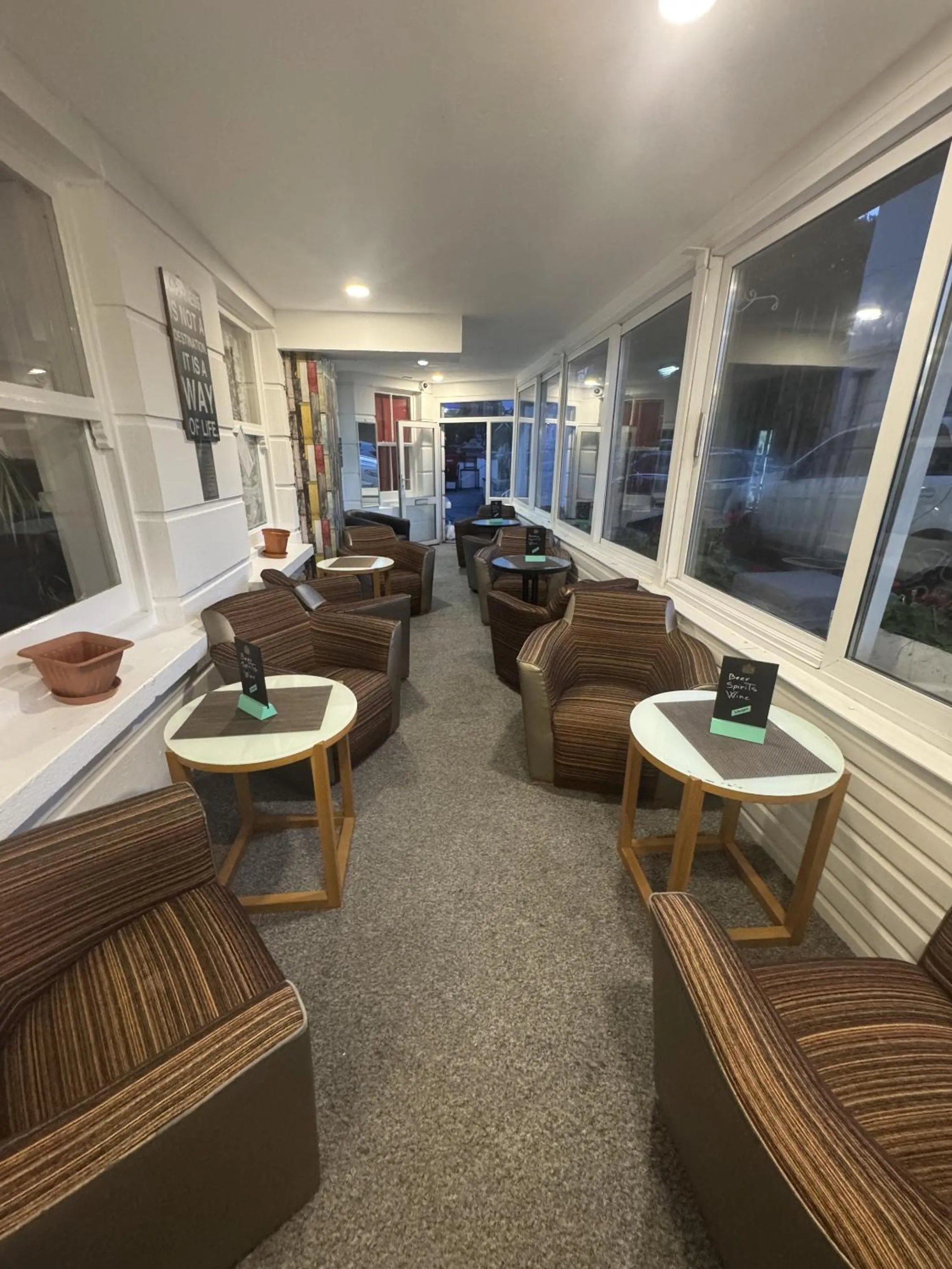 Food and drinks in Carlton Court Hotel Eastbourne