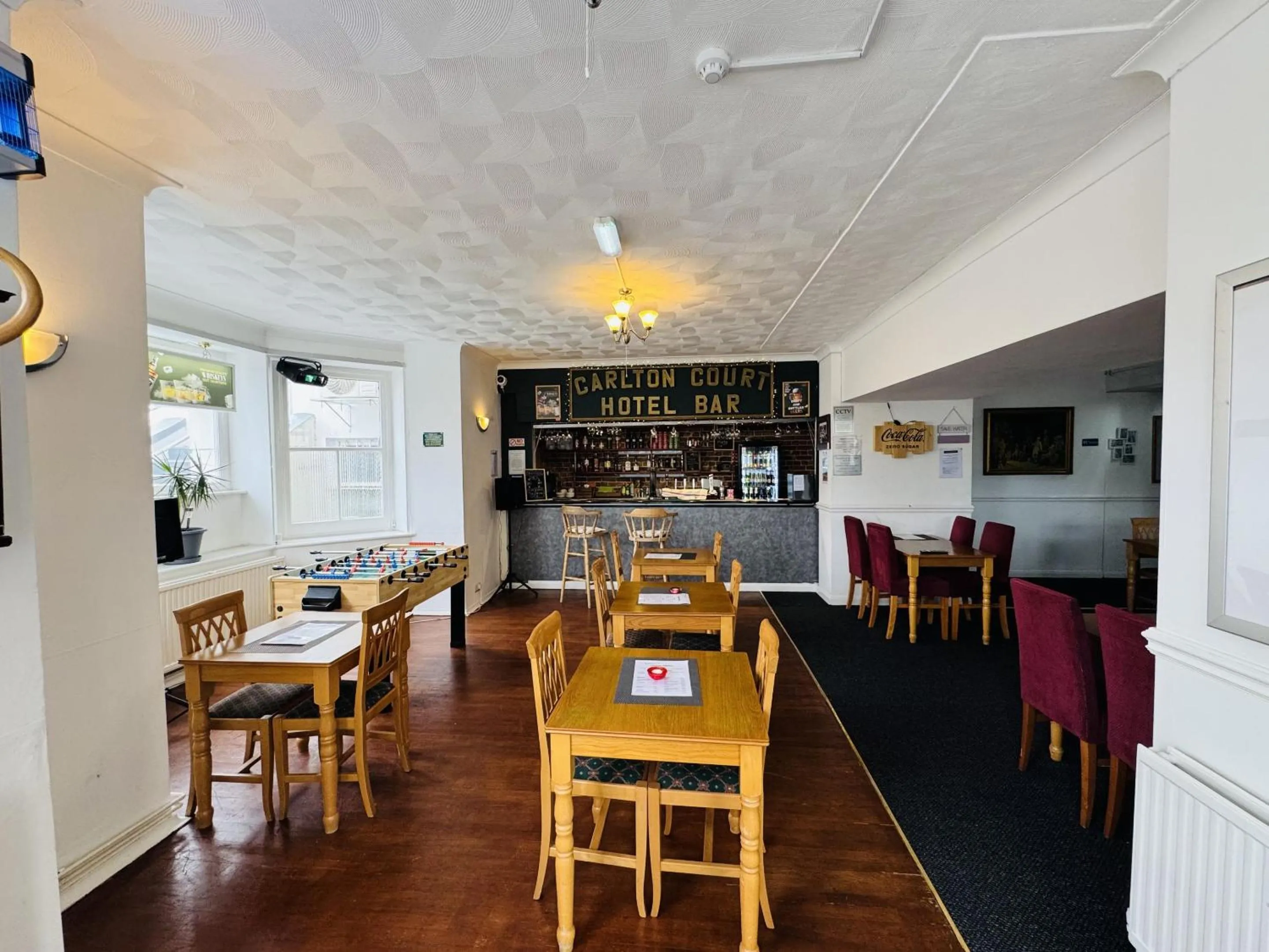 Dining area in Carlton Court Hotel Eastbourne