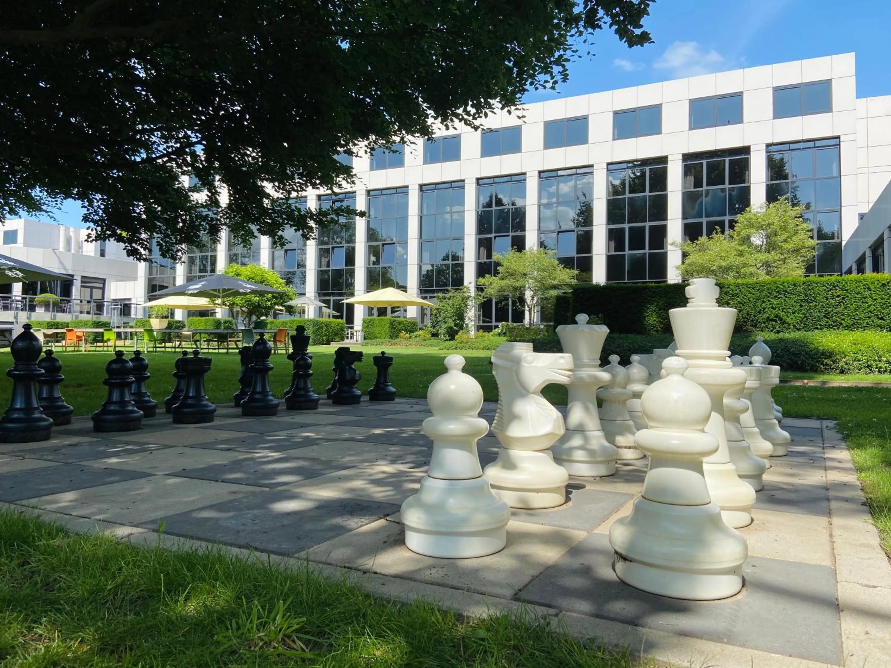 Garden in Hotel De Ruwenberg Den Bosch - Sint Michielsgestel