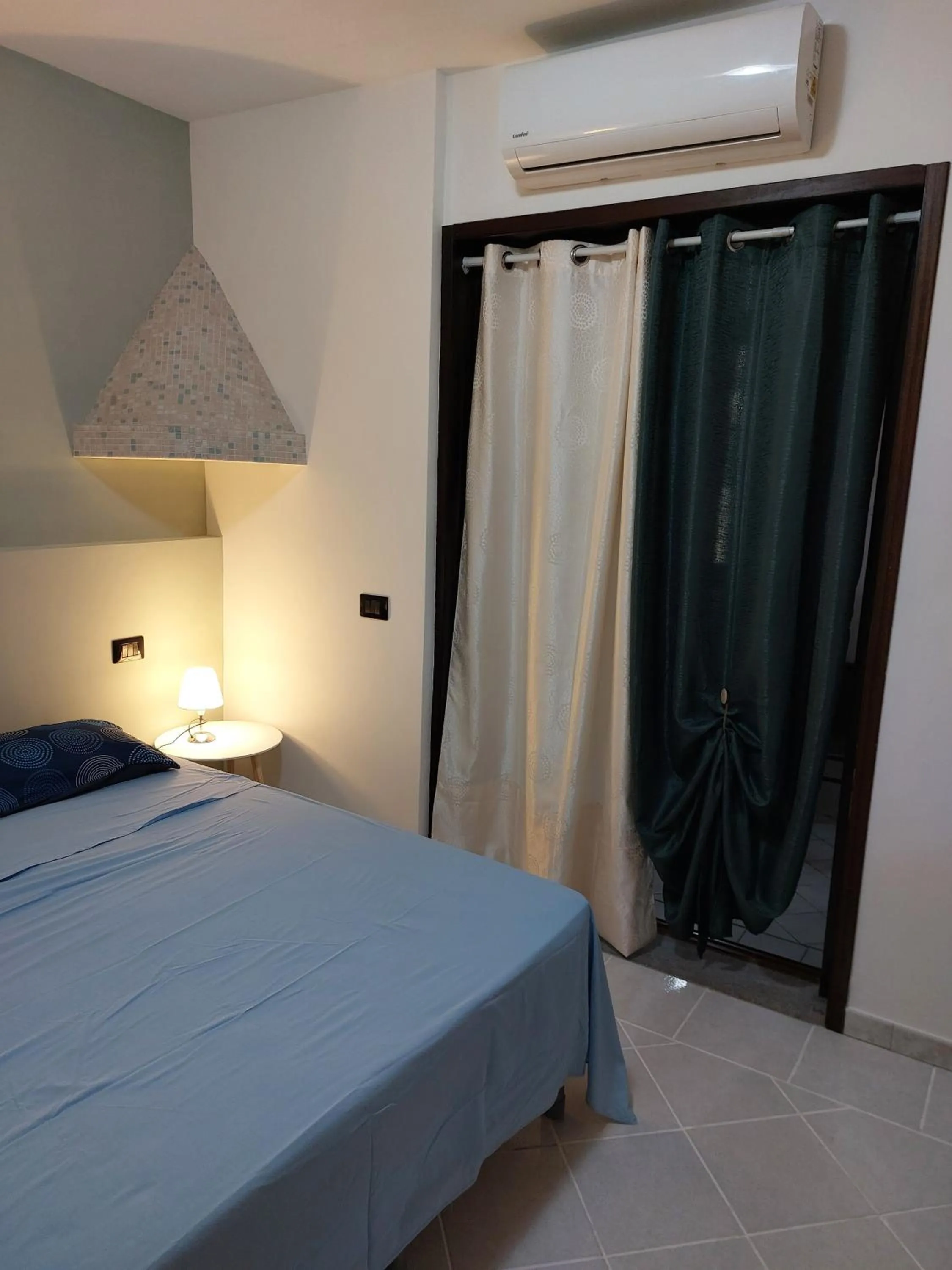 Bed in B&B A CASA DI MONICA