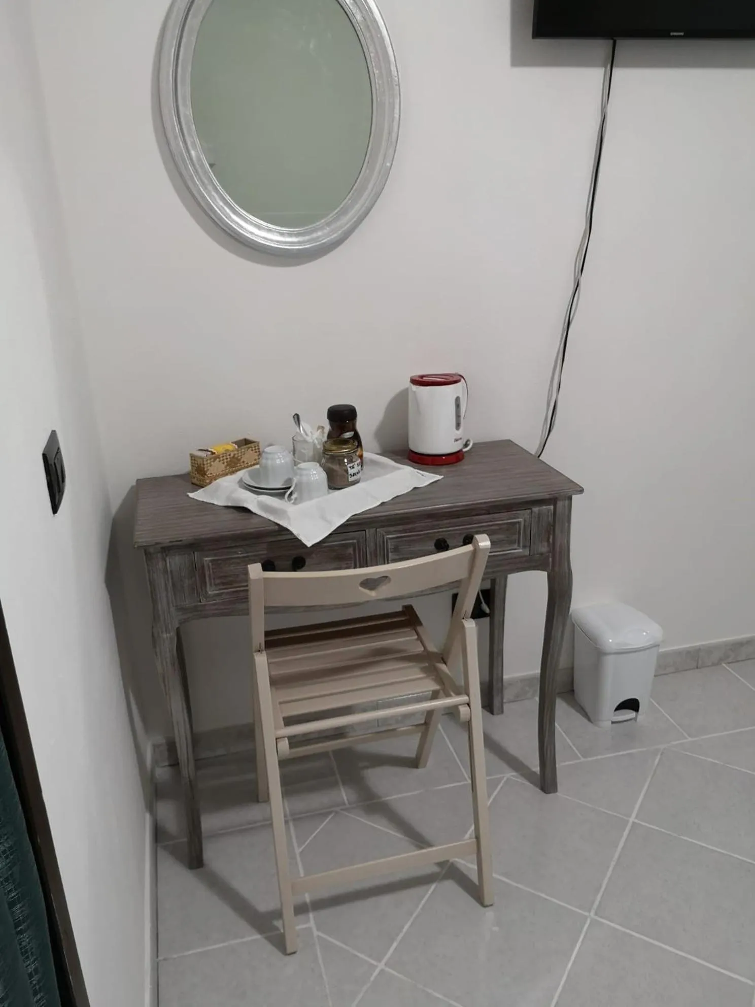 Coffee/tea facilities in B&B A CASA DI MONICA