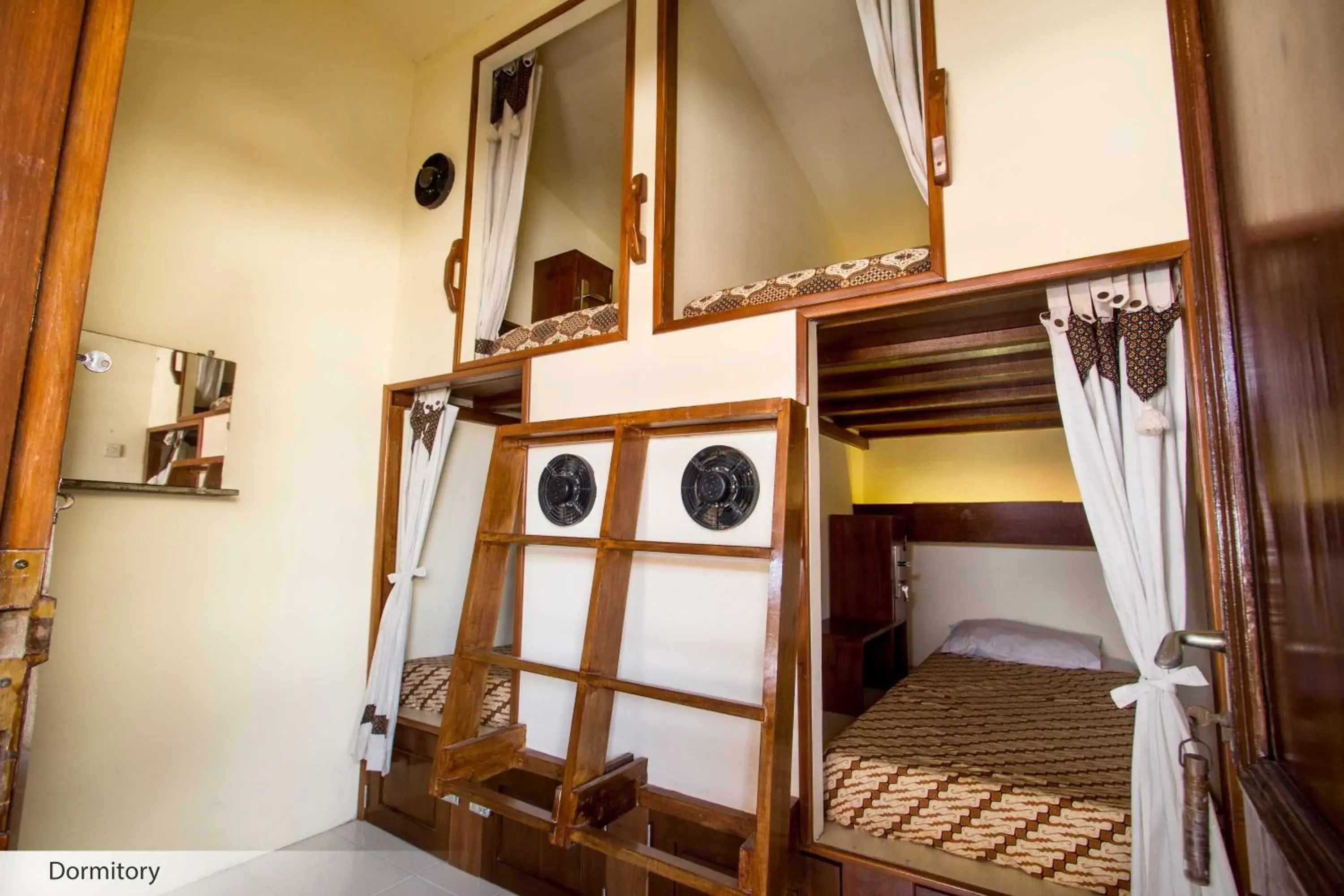bunk bed, Bed in Duta Guest House bunk bed, Bed in Duta Guest House
