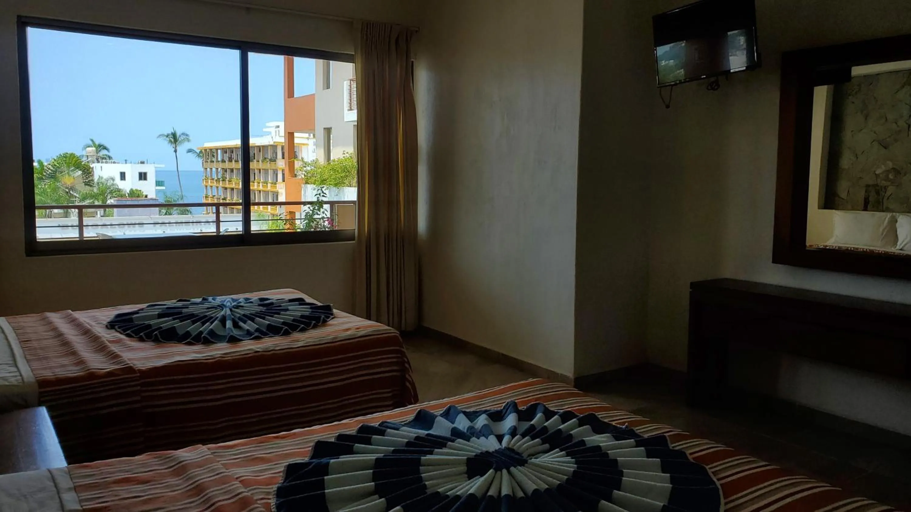 Auroza Resort