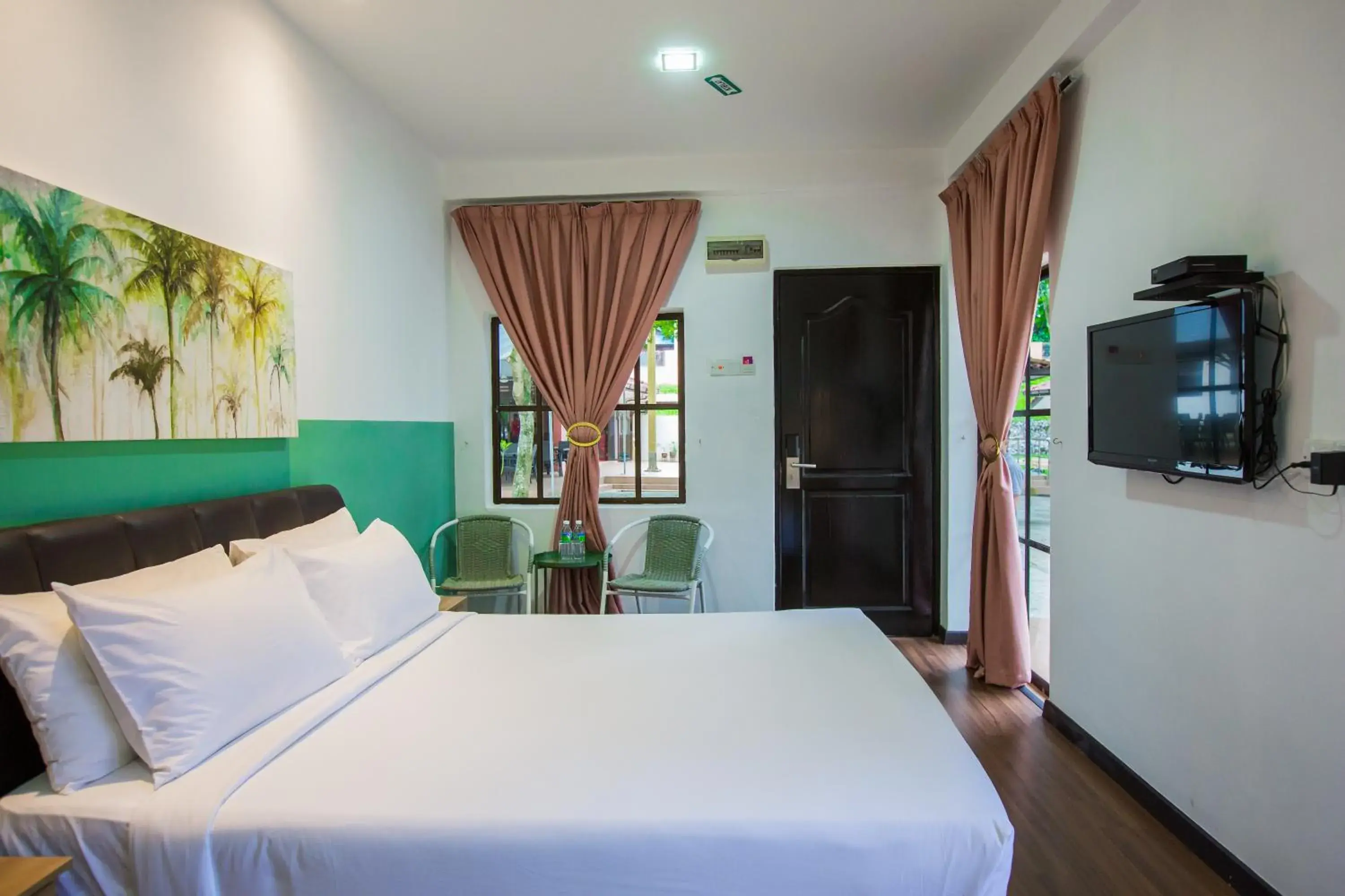 Standard Queen Room in Sayong Resort Standard Queen Room in Sayong Resort