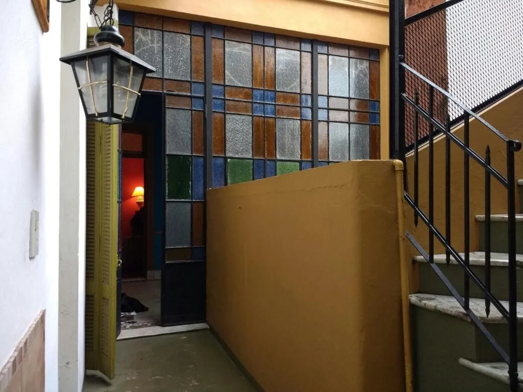 Hostel Brava mansa