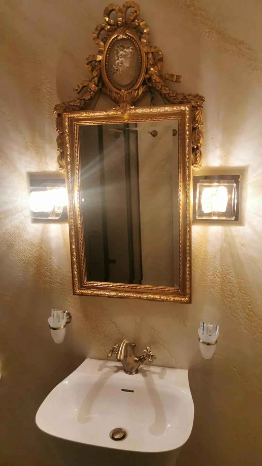 Bathroom in Perla Muresului