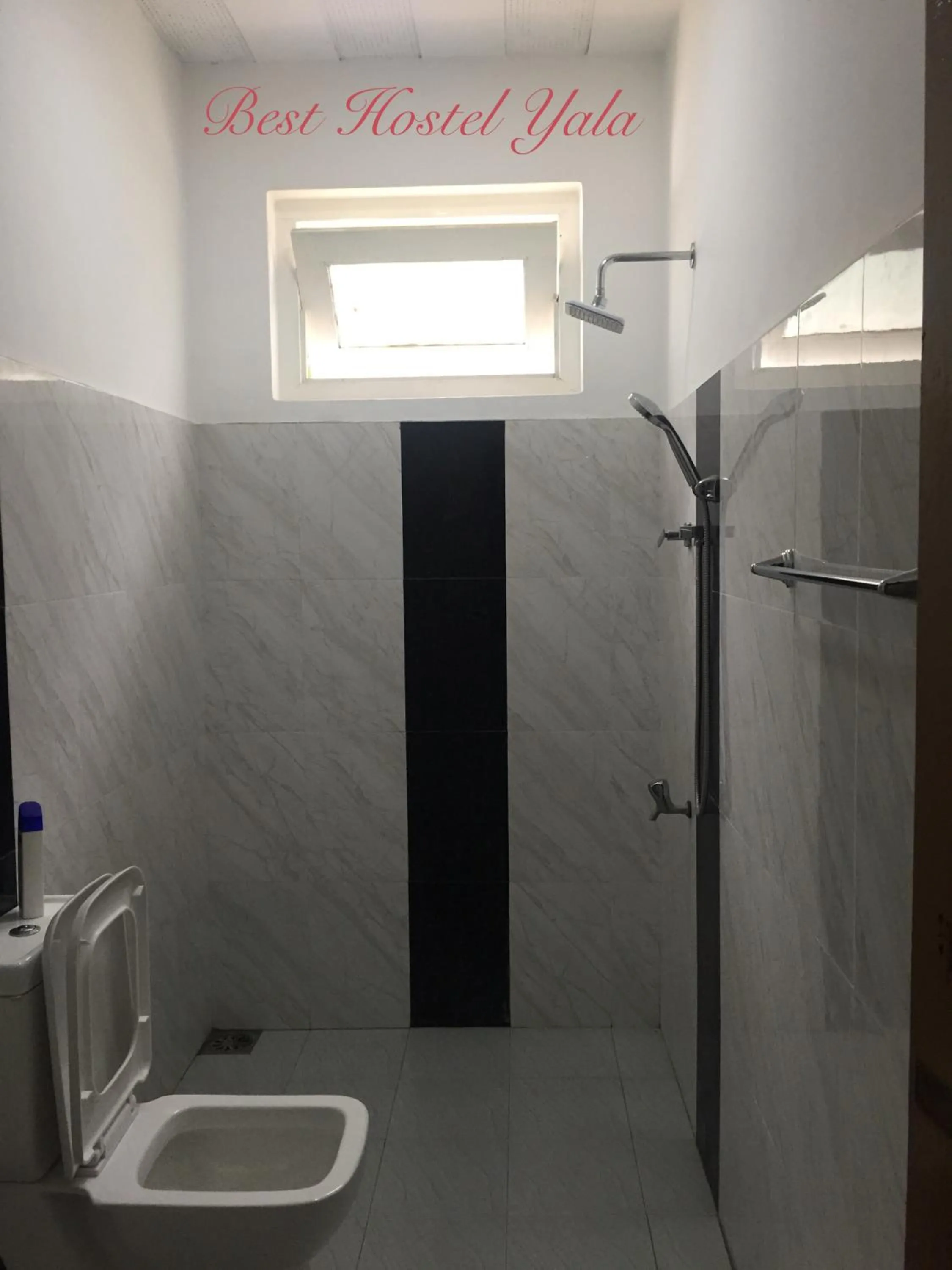 Bathroom in Best hostel Yala