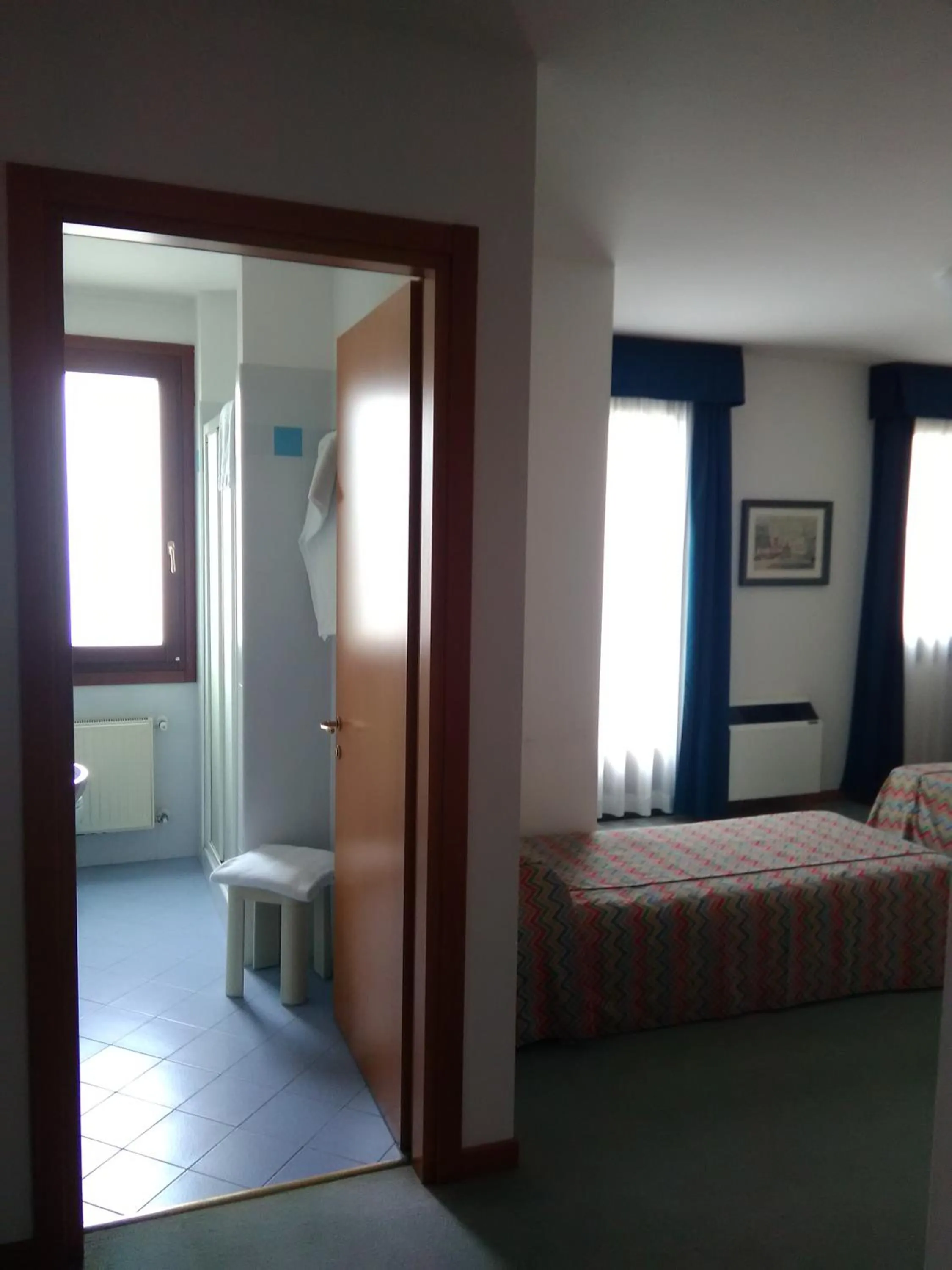 Photo of the whole room, Bed in Hotel Naonis