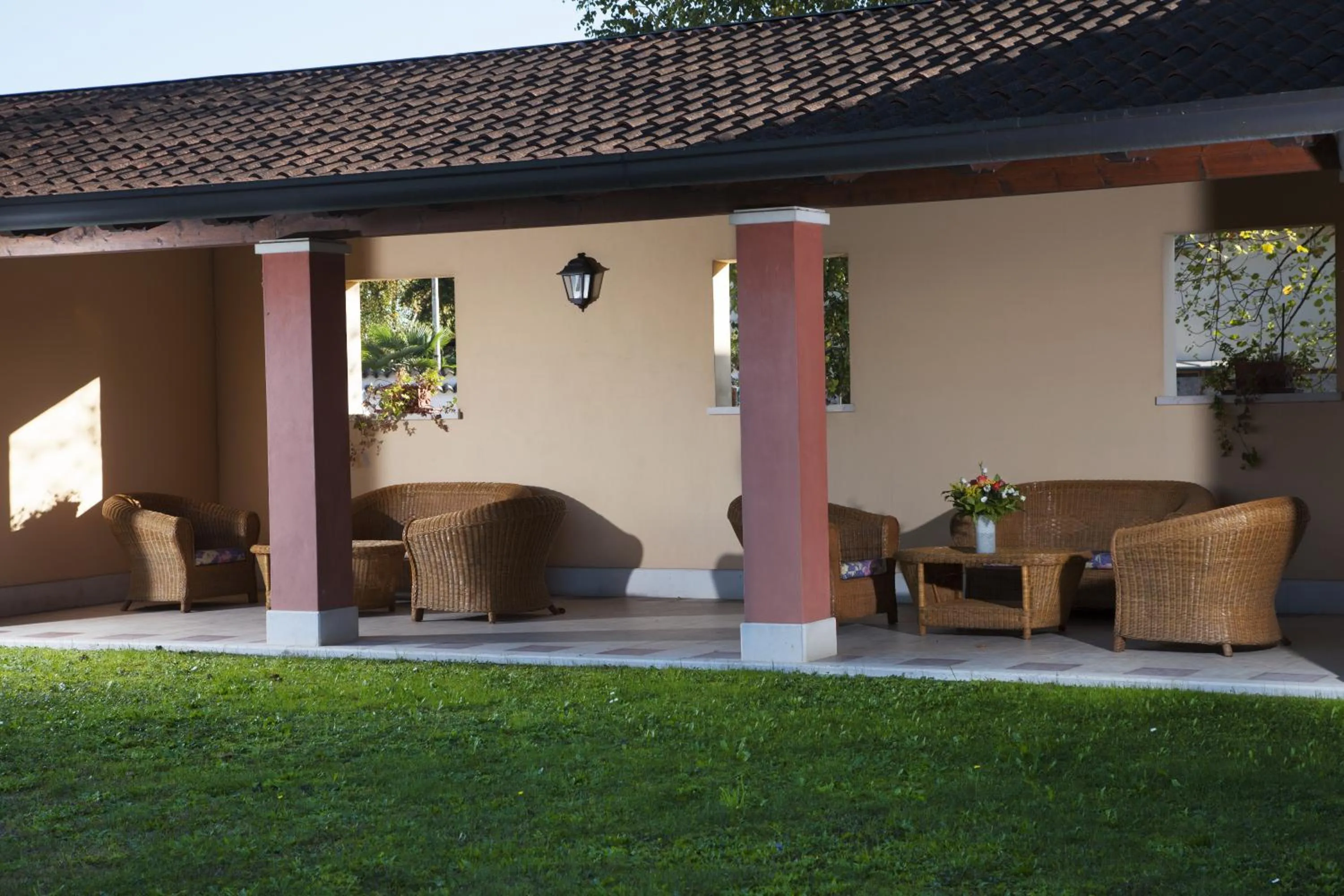 Facade/entrance in Hotel Naonis