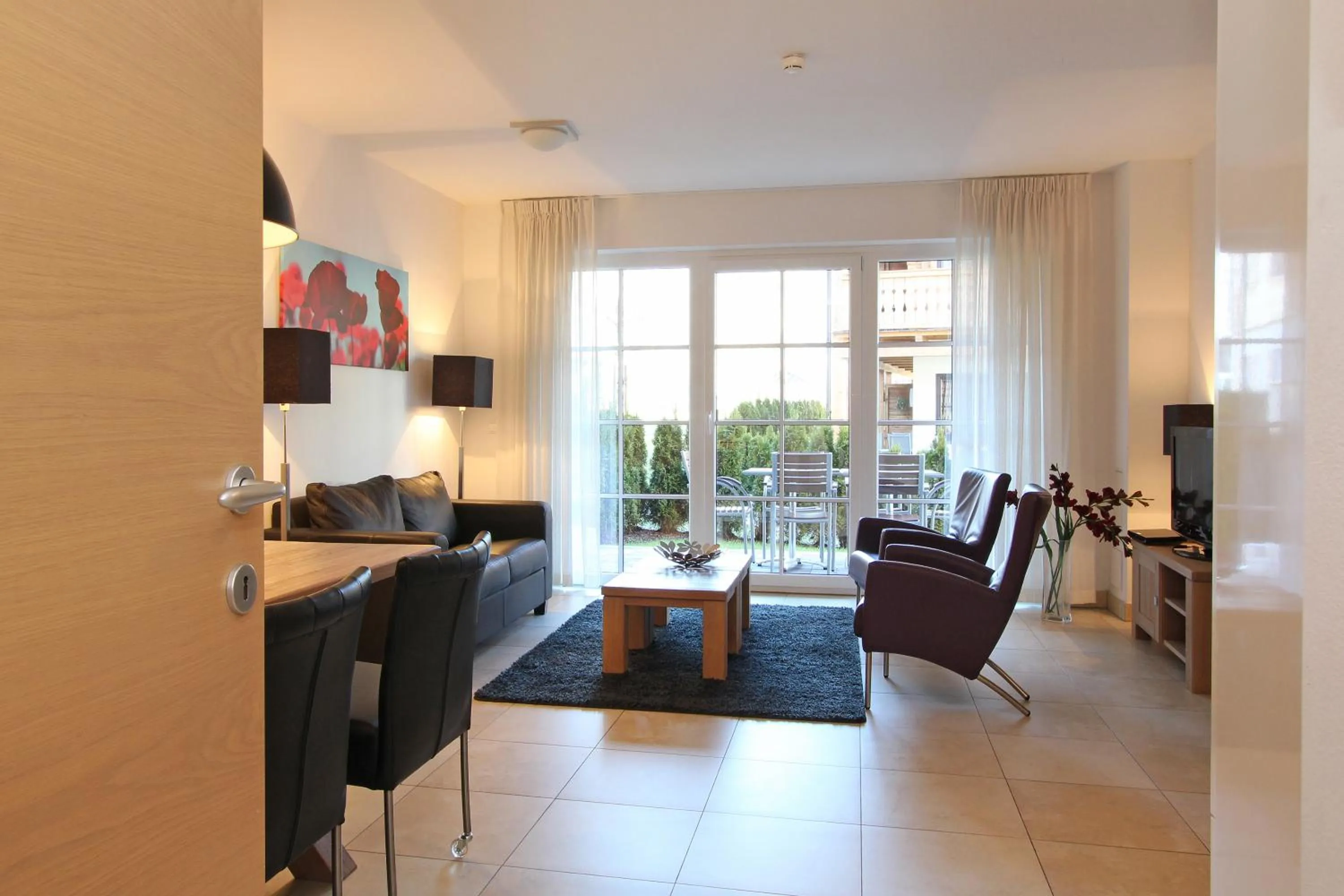 TV and multimedia in AvenidA Mountain Resort by Alpin Rentals