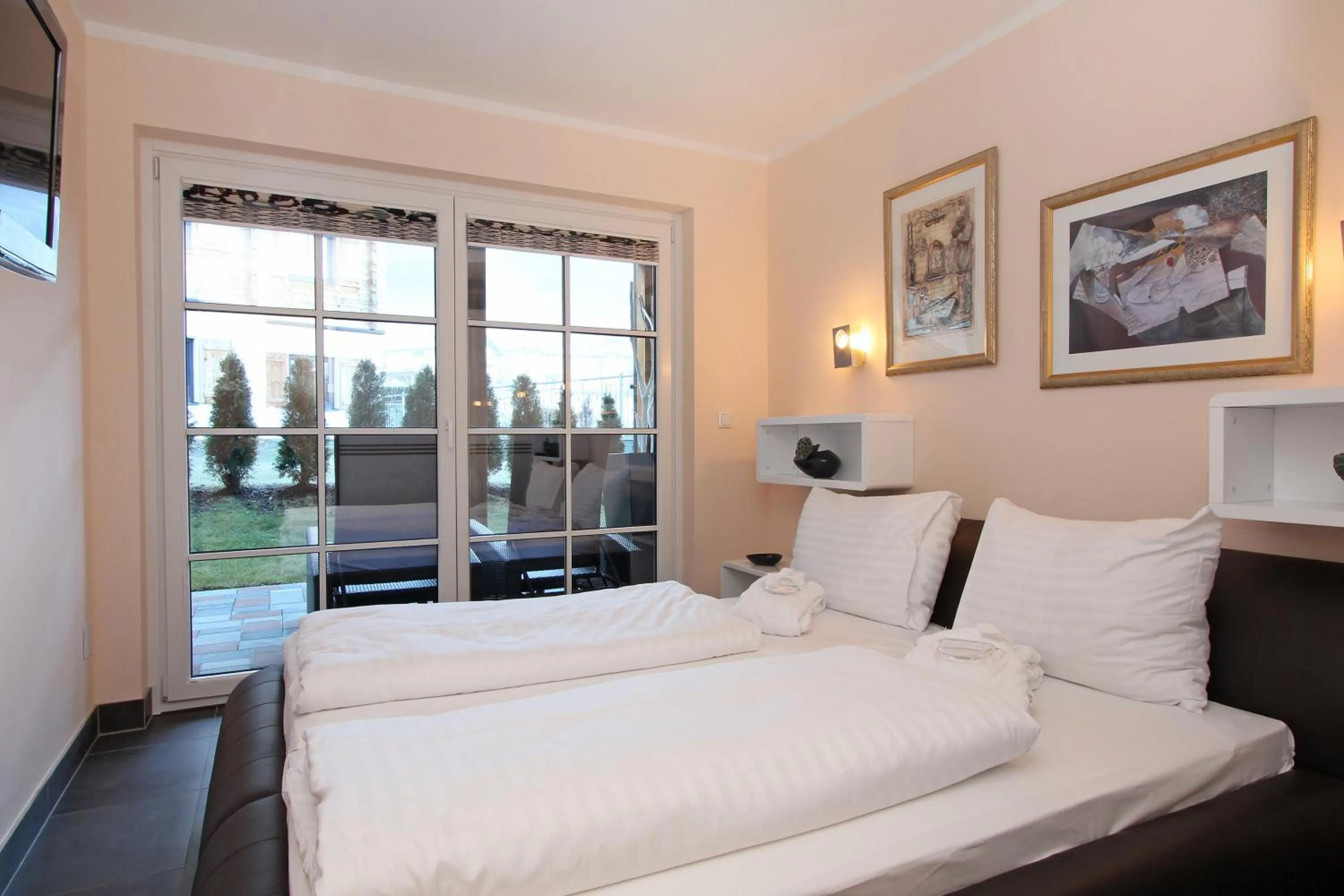 Bed in AvenidA Mountain Resort by Alpin Rentals