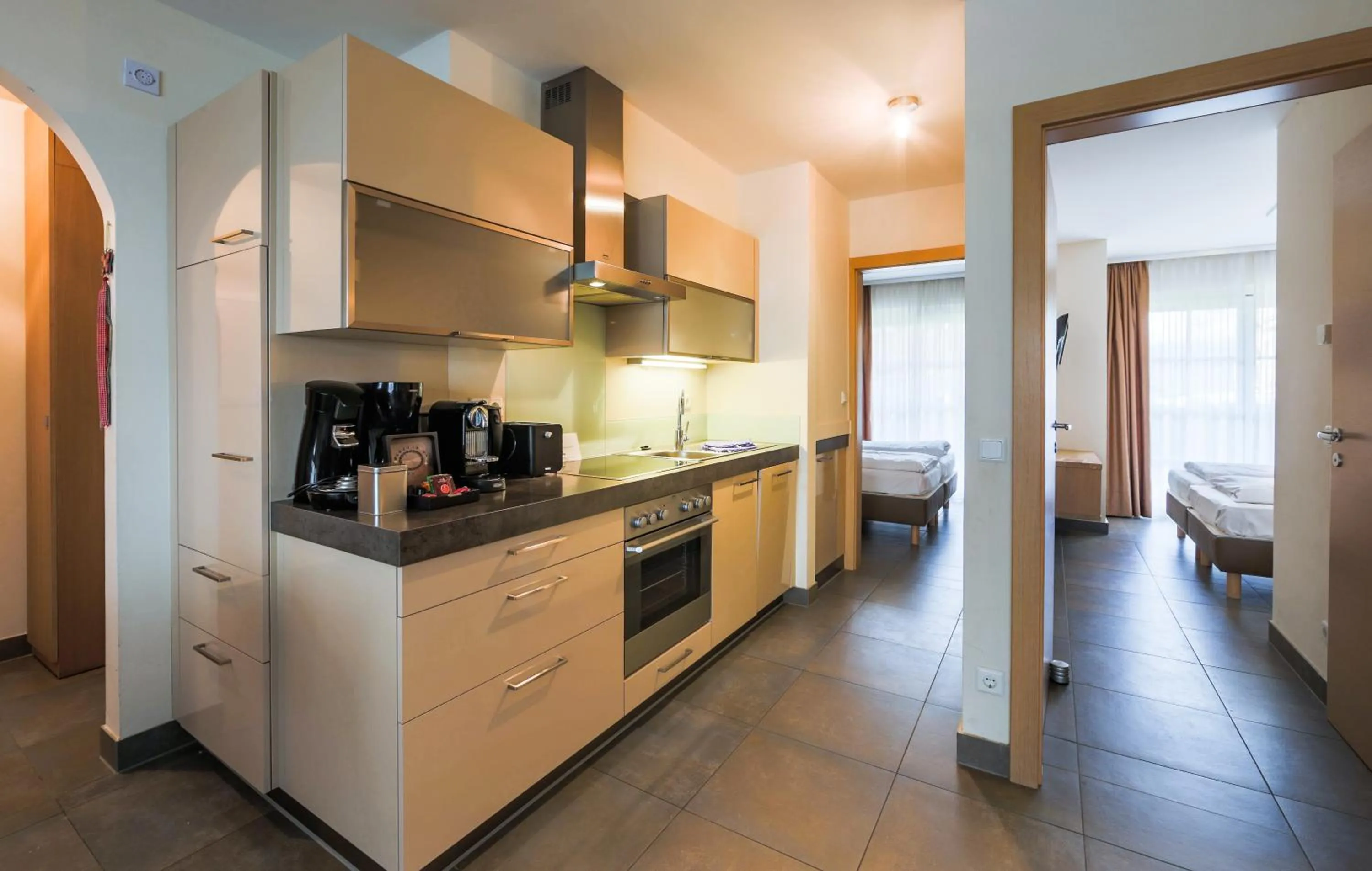 Coffee/tea facilities in AvenidA Mountain Resort by Alpin Rentals