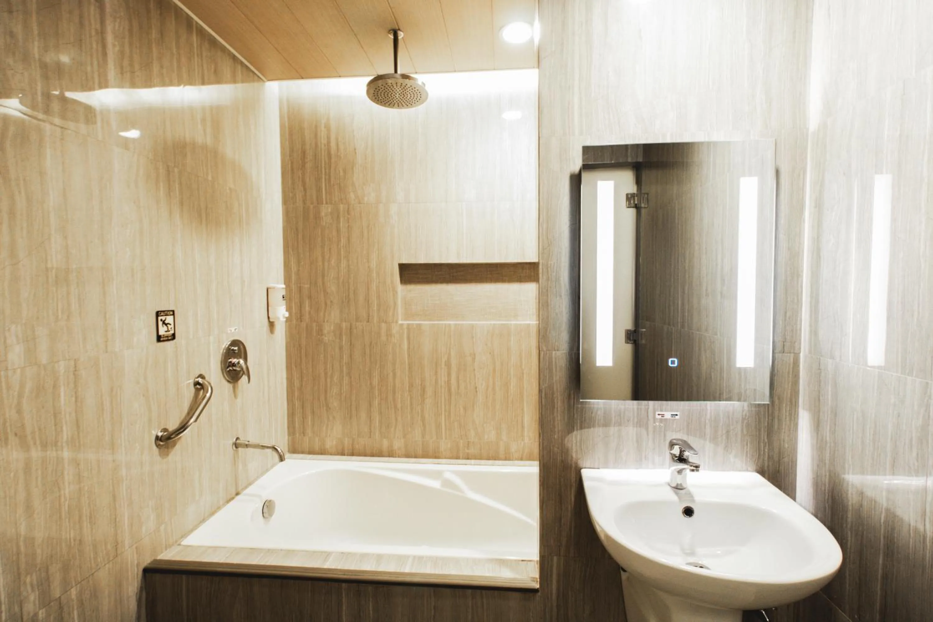 Bathroom in Hotel Ava Malate